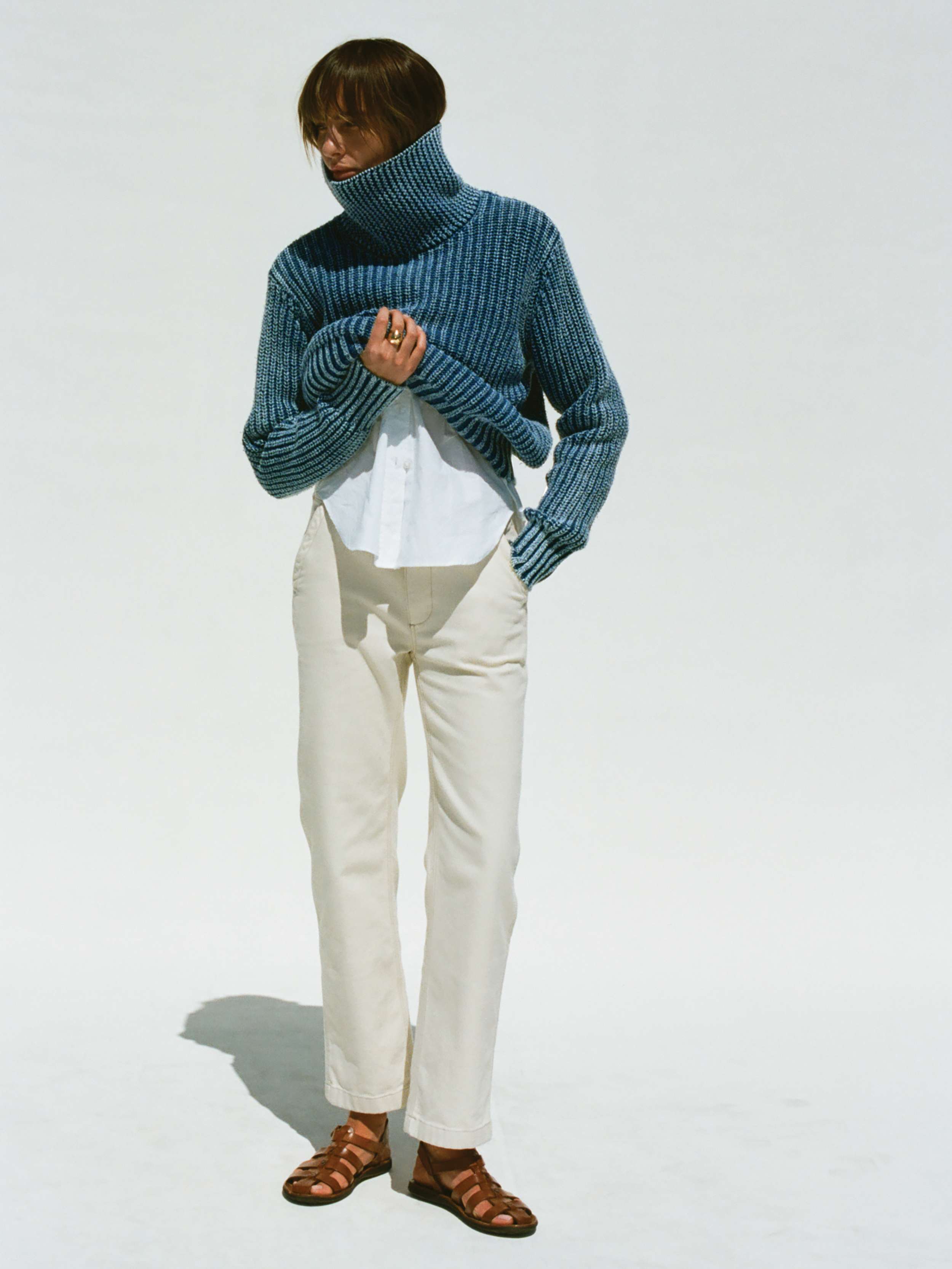 Sunwashed Cotton Oversized Turtleneck Sweater - Windcliff Indigo Wash | Faherty Brand