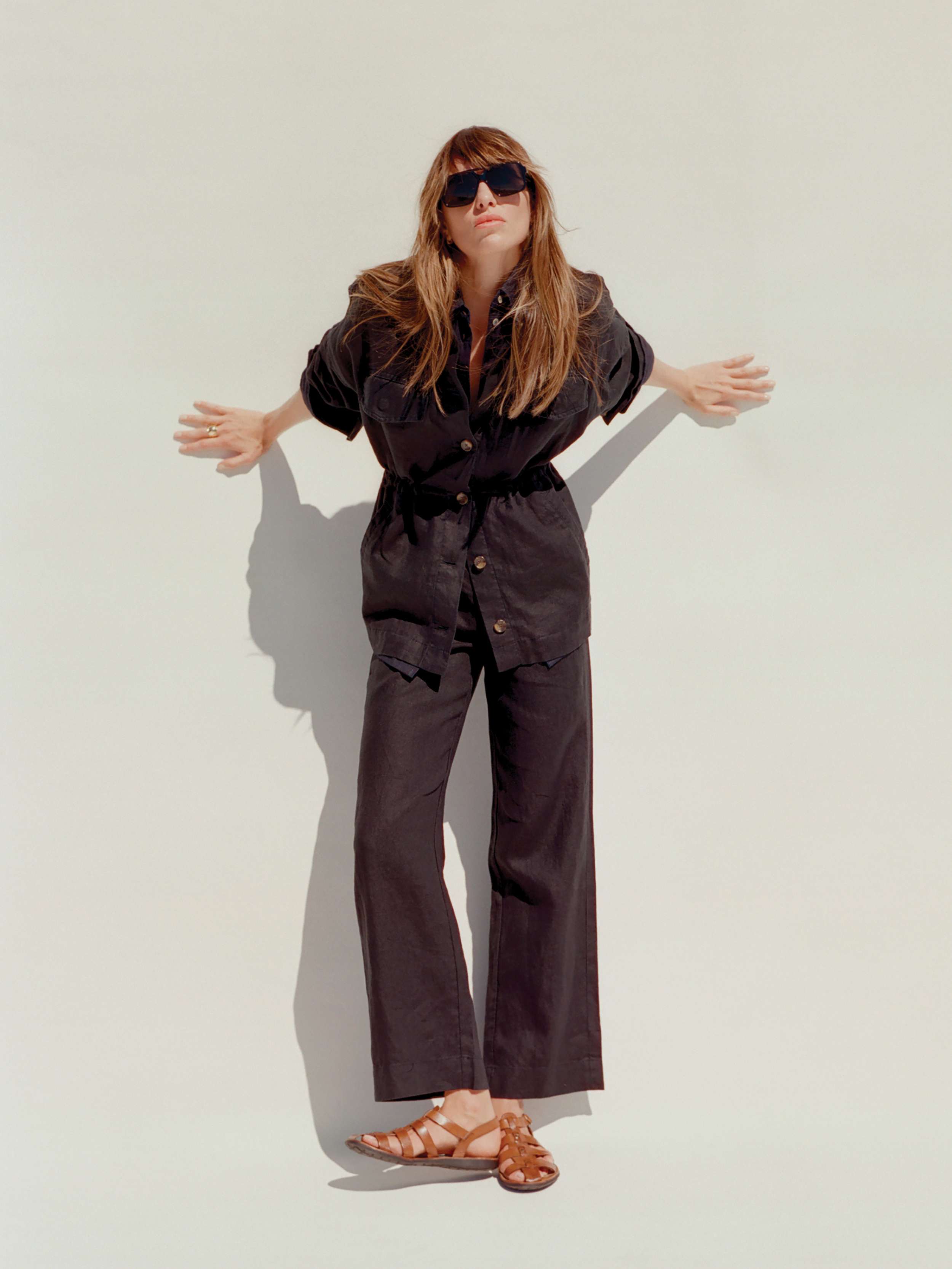 Sun Strider Linen Pant - Black | Faherty Brand