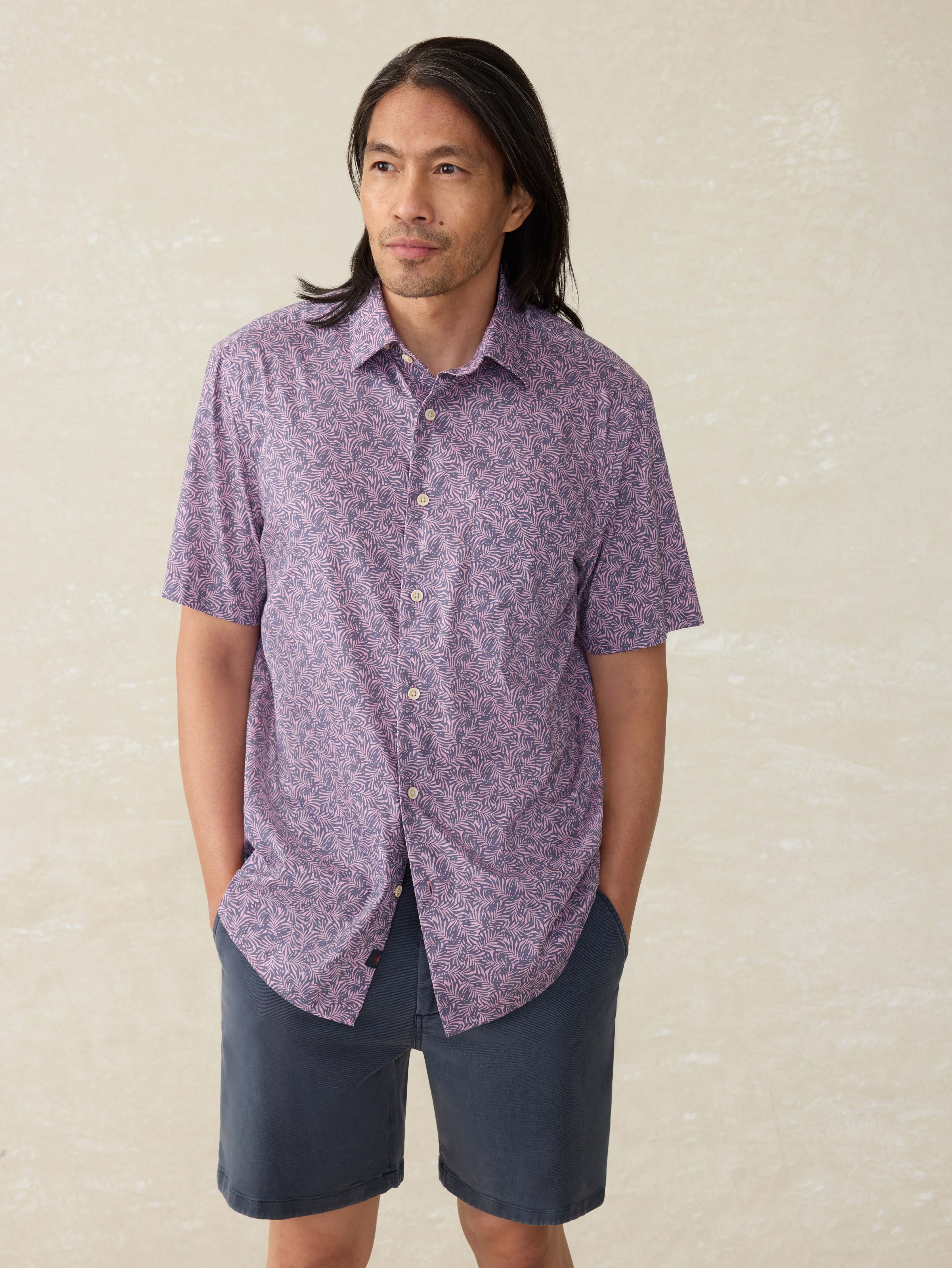 Short-Sleeve Movement™ Monterey Shirt - Lavender Sky Canopy | Faherty Brand