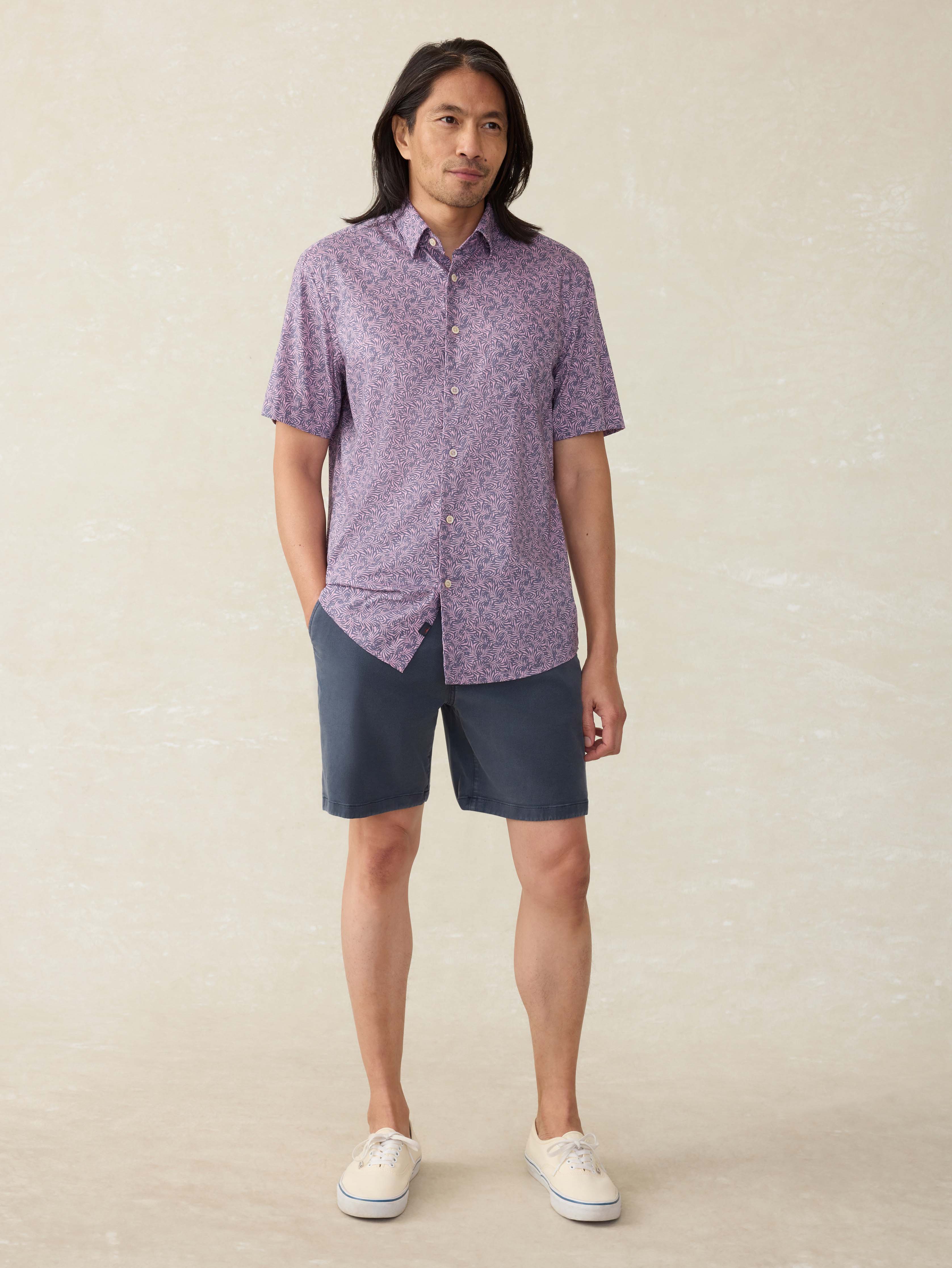 Short-Sleeve Movement™ Monterey Shirt - Lavender Sky Canopy | Faherty Brand