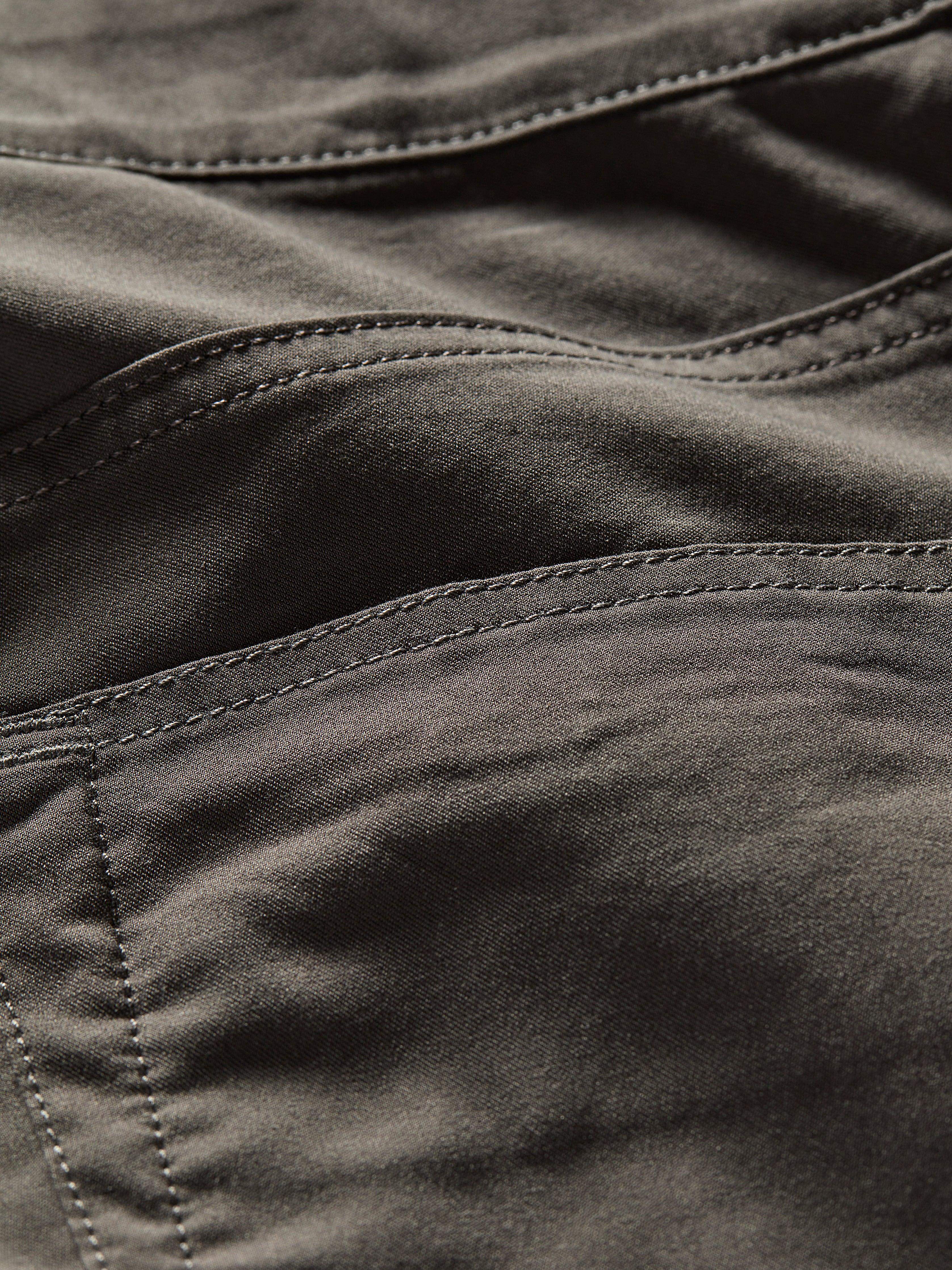 Movement™ 5-Pocket Pant - Graphite | Faherty Brand