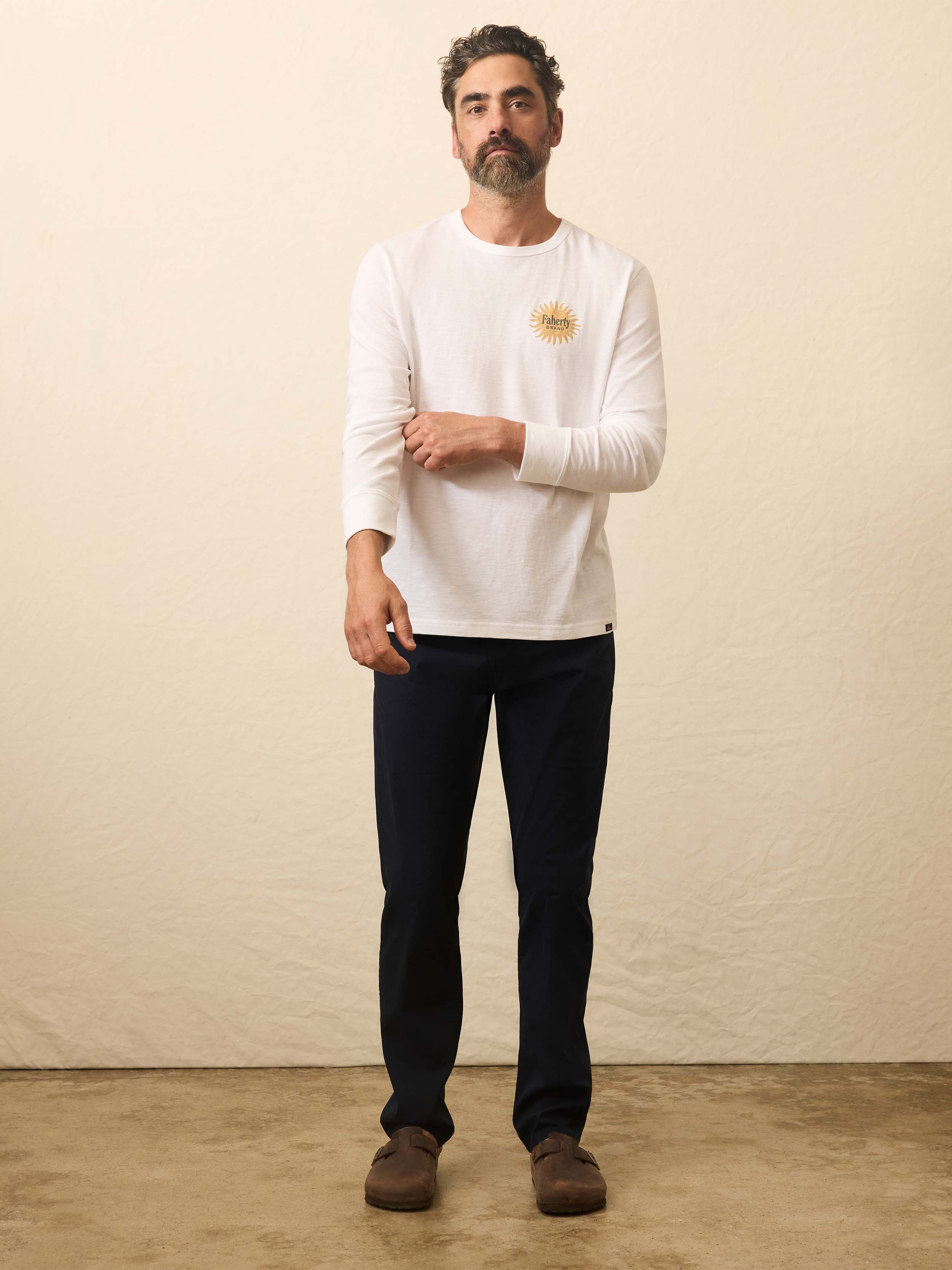 Long-Sleeve Sunwashed Graphic Tee - White | Faherty Brand