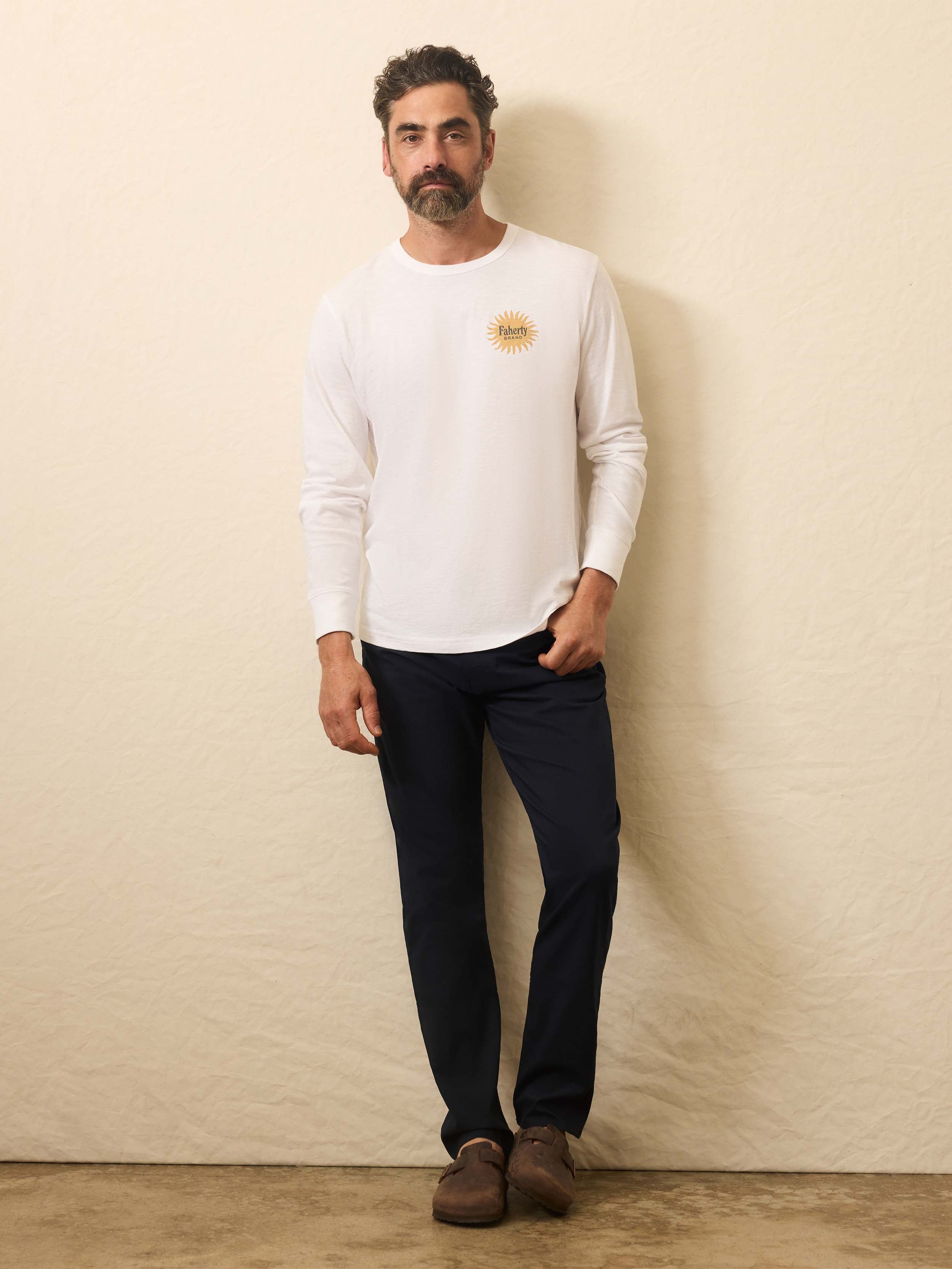 Long-Sleeve Sunwashed Graphic Tee - White | Faherty Brand