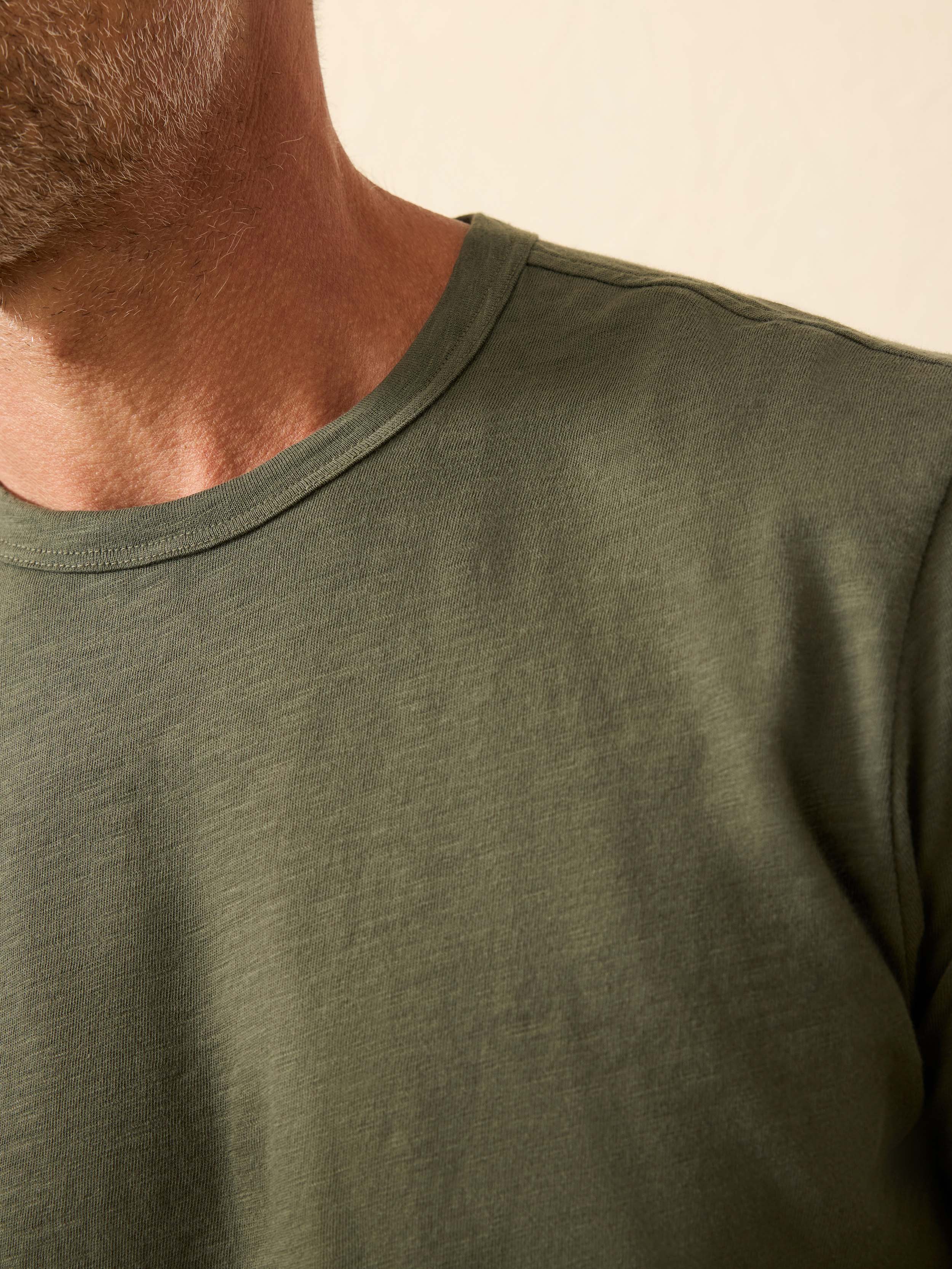 Sunwashed Regenerative Tee - Fall Evergreen | Faherty Brand