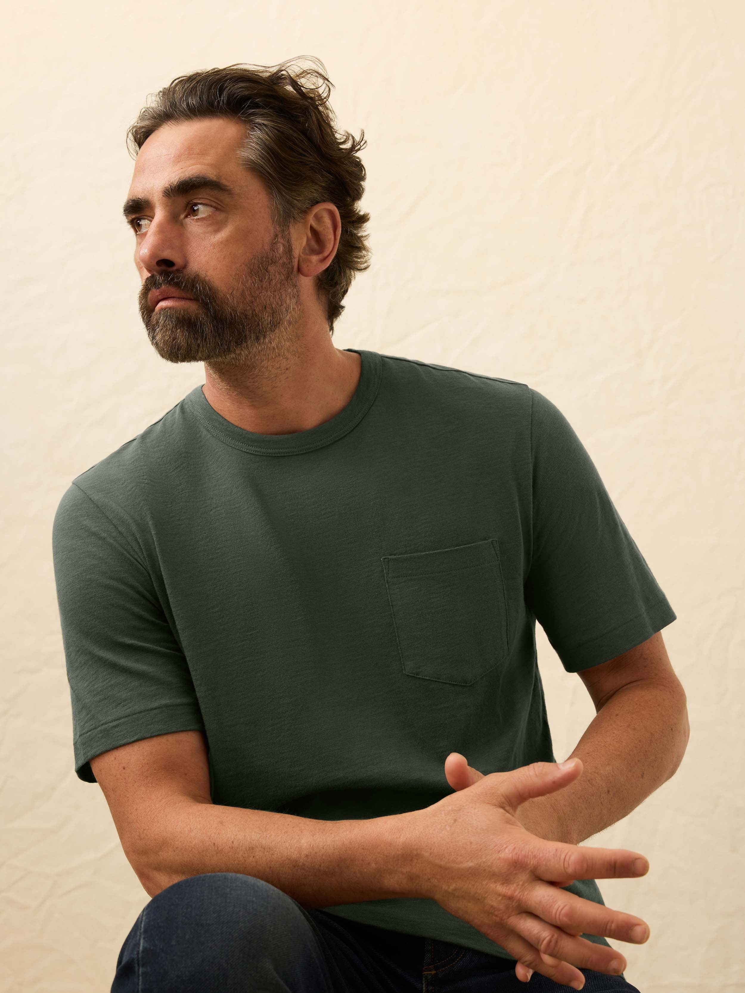 Sunwashed Regenerative Pocket Tee - Fall Evergreen | Faherty Brand
