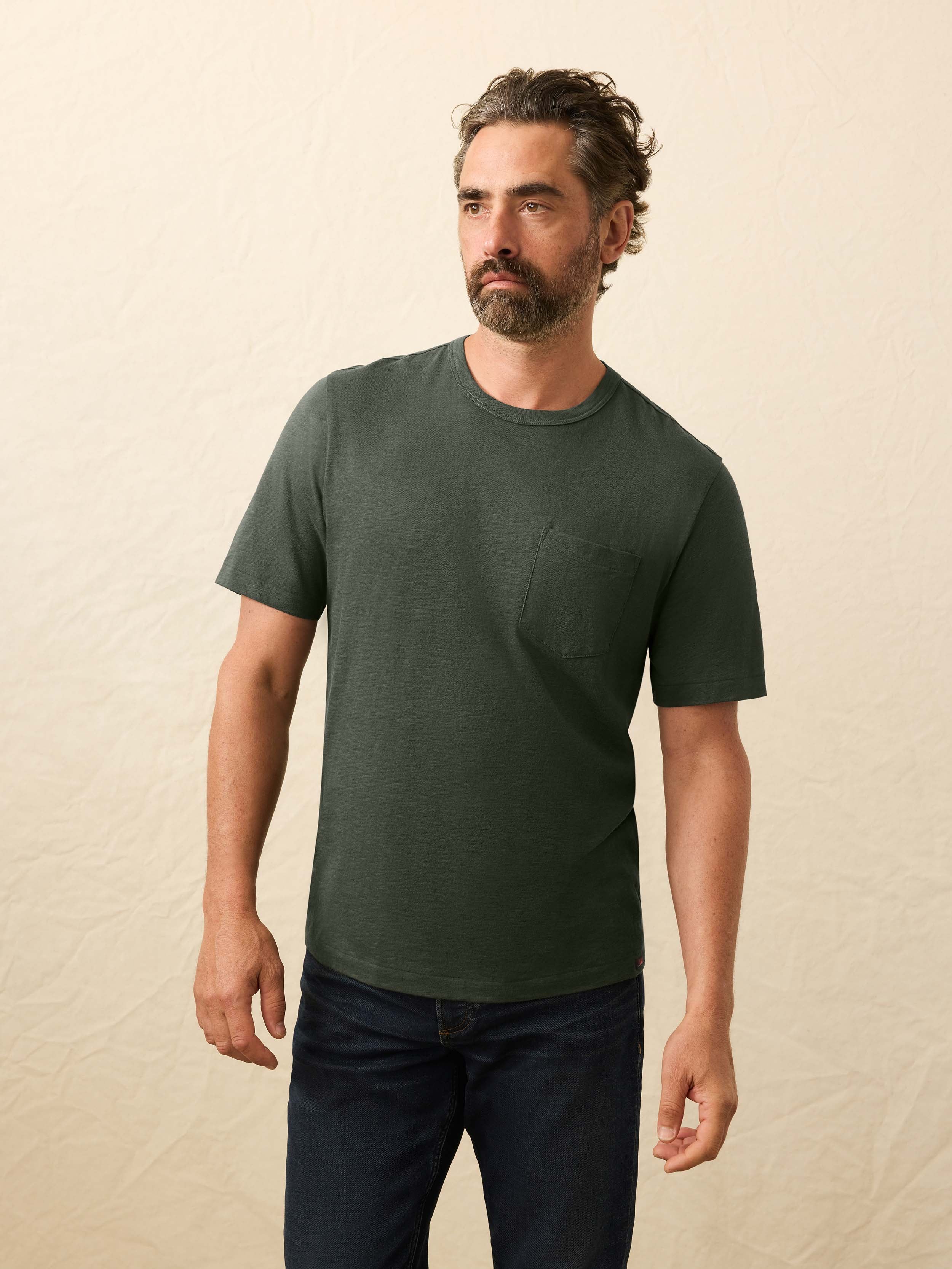 Sunwashed Regenerative Pocket Tee - Fall Evergreen | Faherty Brand