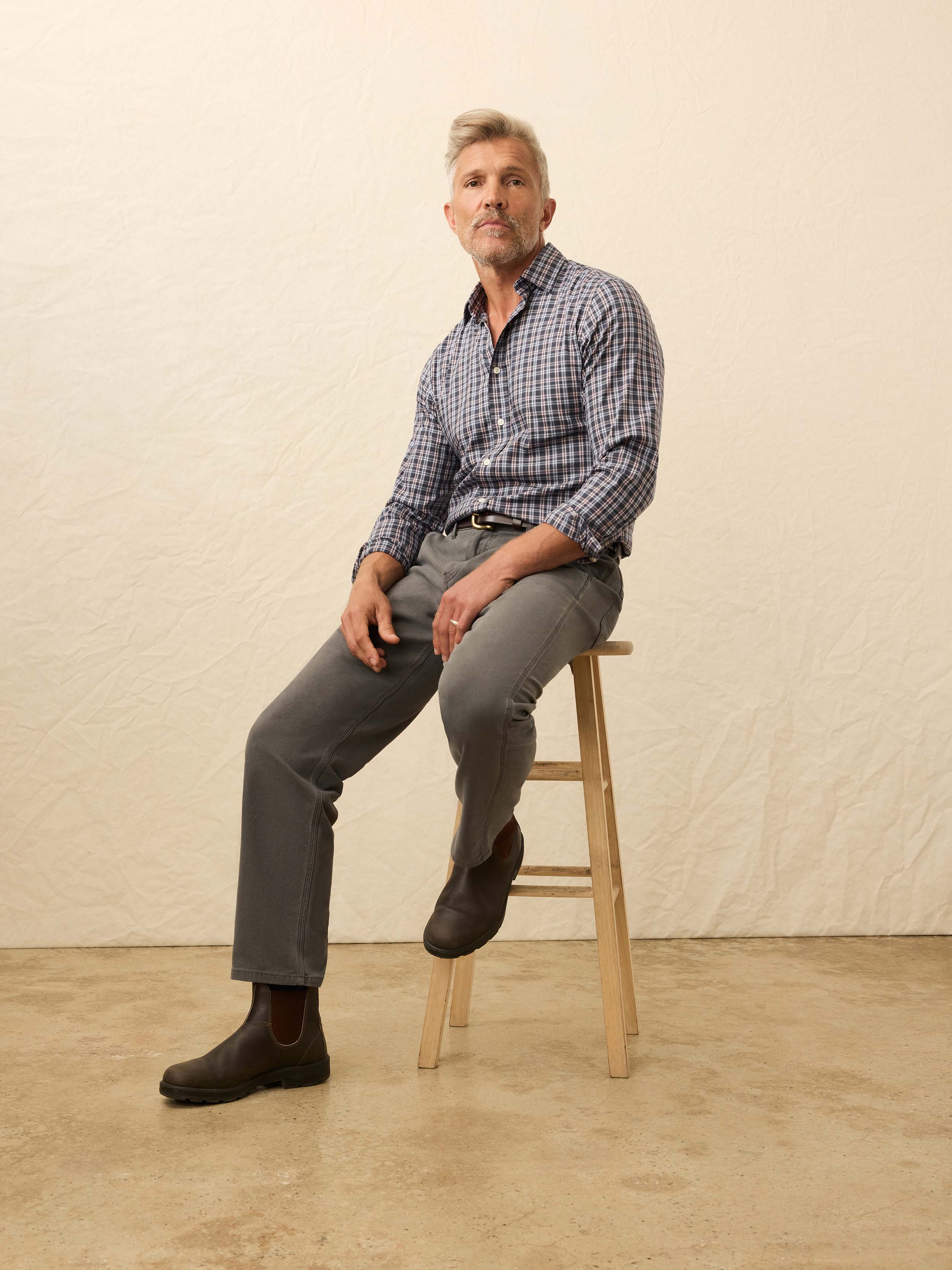 Sunwashed Canvas Utility Pant - Washed Charcoal | Faherty Brand