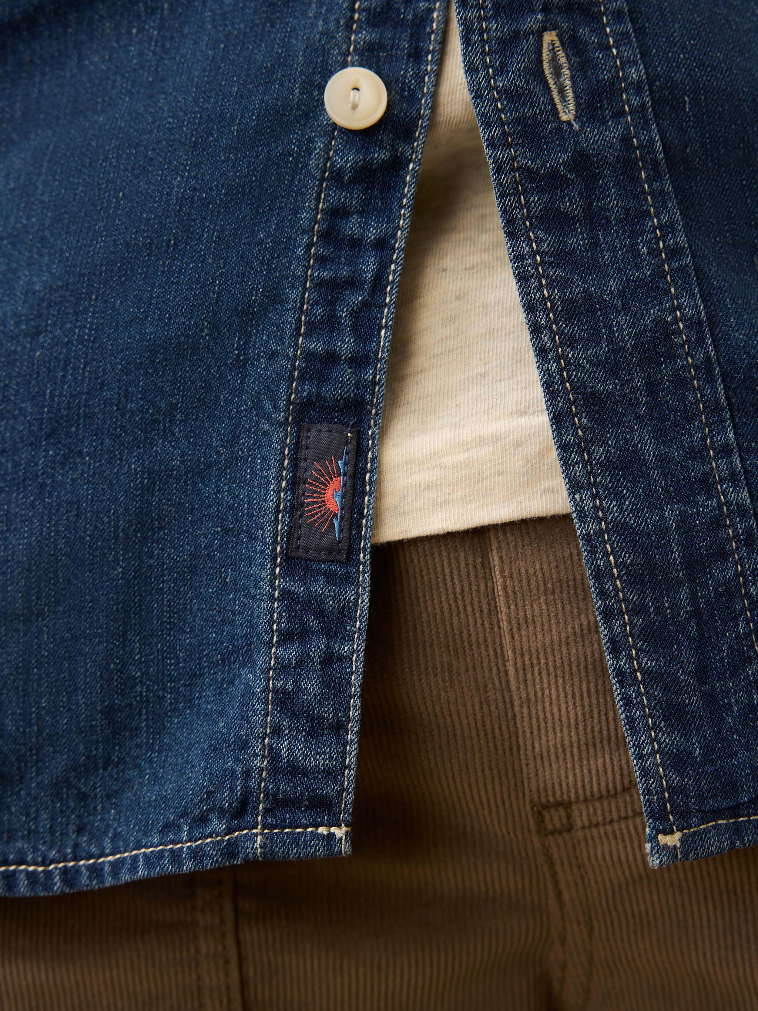 Tried & True Chambray Workshirt - Night Lagoon Wash | Faherty Brand