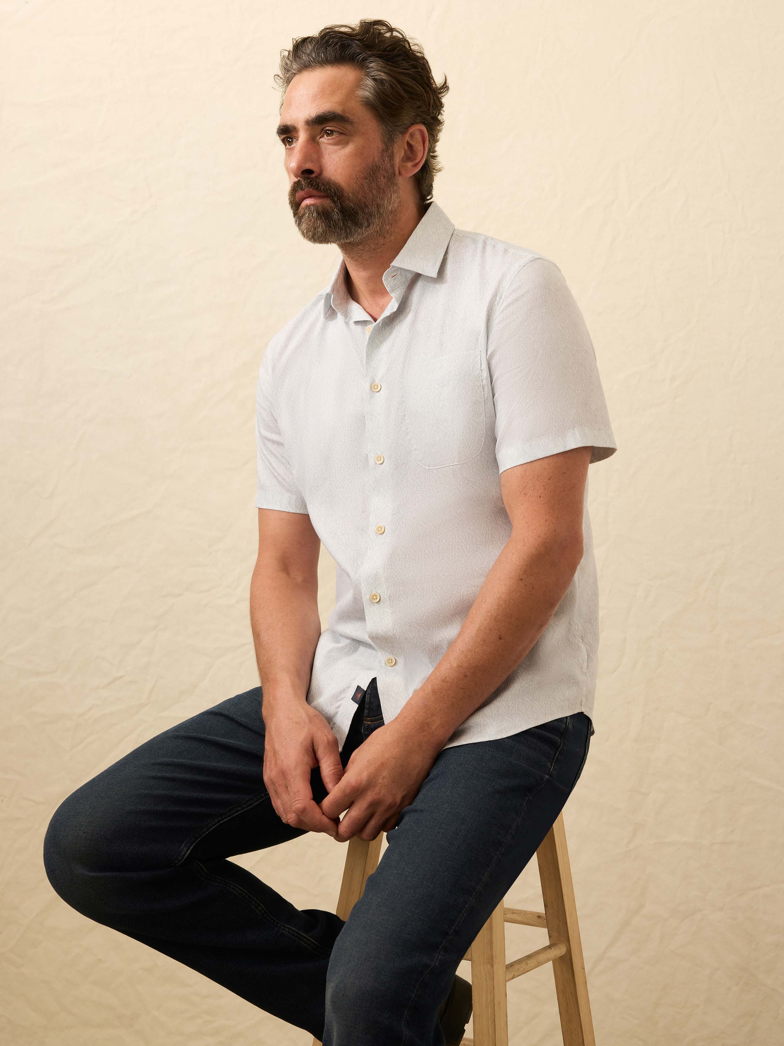 Short-Sleeve Movement™ Monterey Shirt - Ivory Sky Rainforest | Faherty Brand