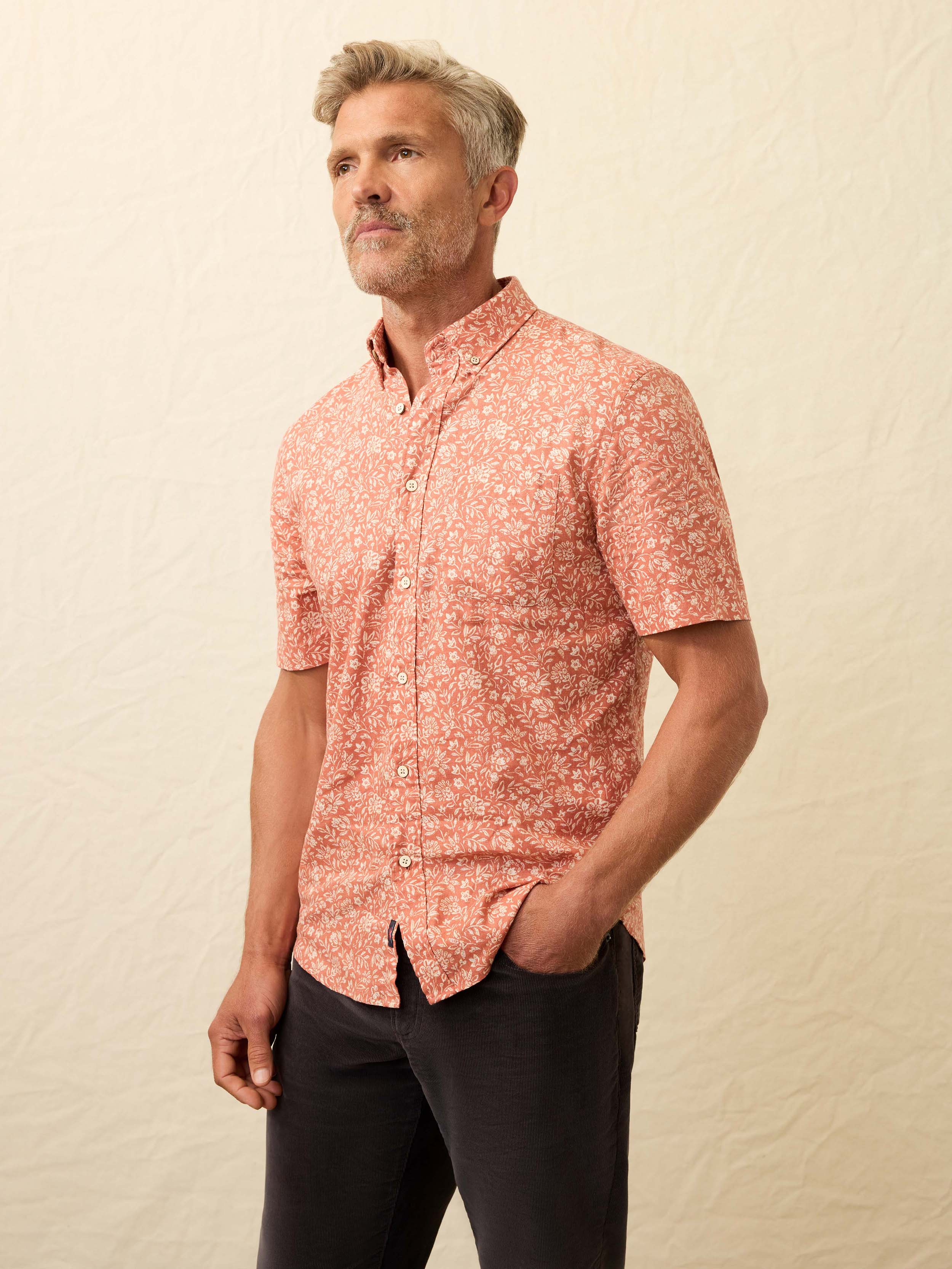 Short-Sleeve Breeze Shirt - Coral Beach Floral | Faherty Brand