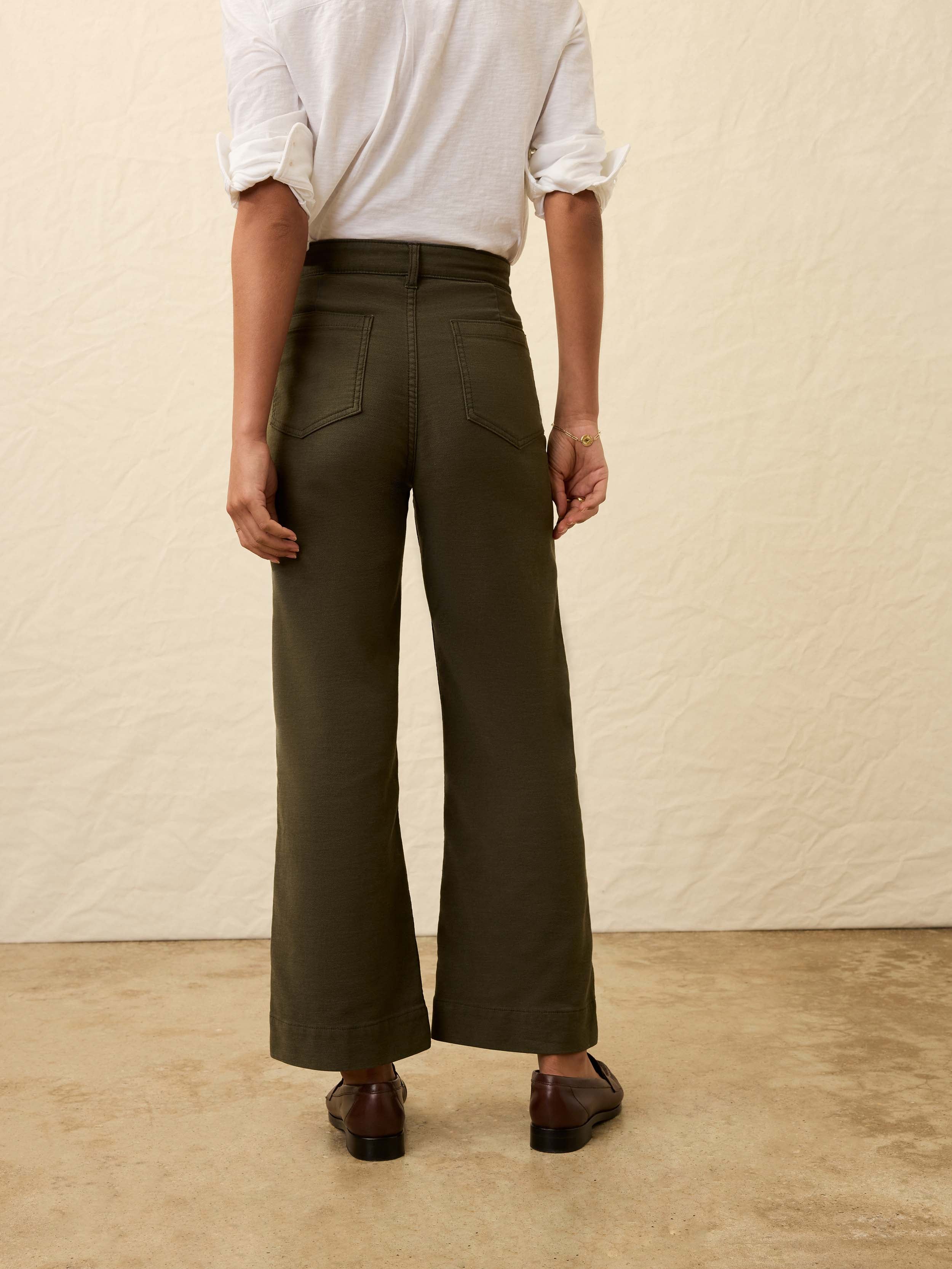 Stretch Terry Patch Pocket Ankle Pant - Forest Olive | Faherty Brand