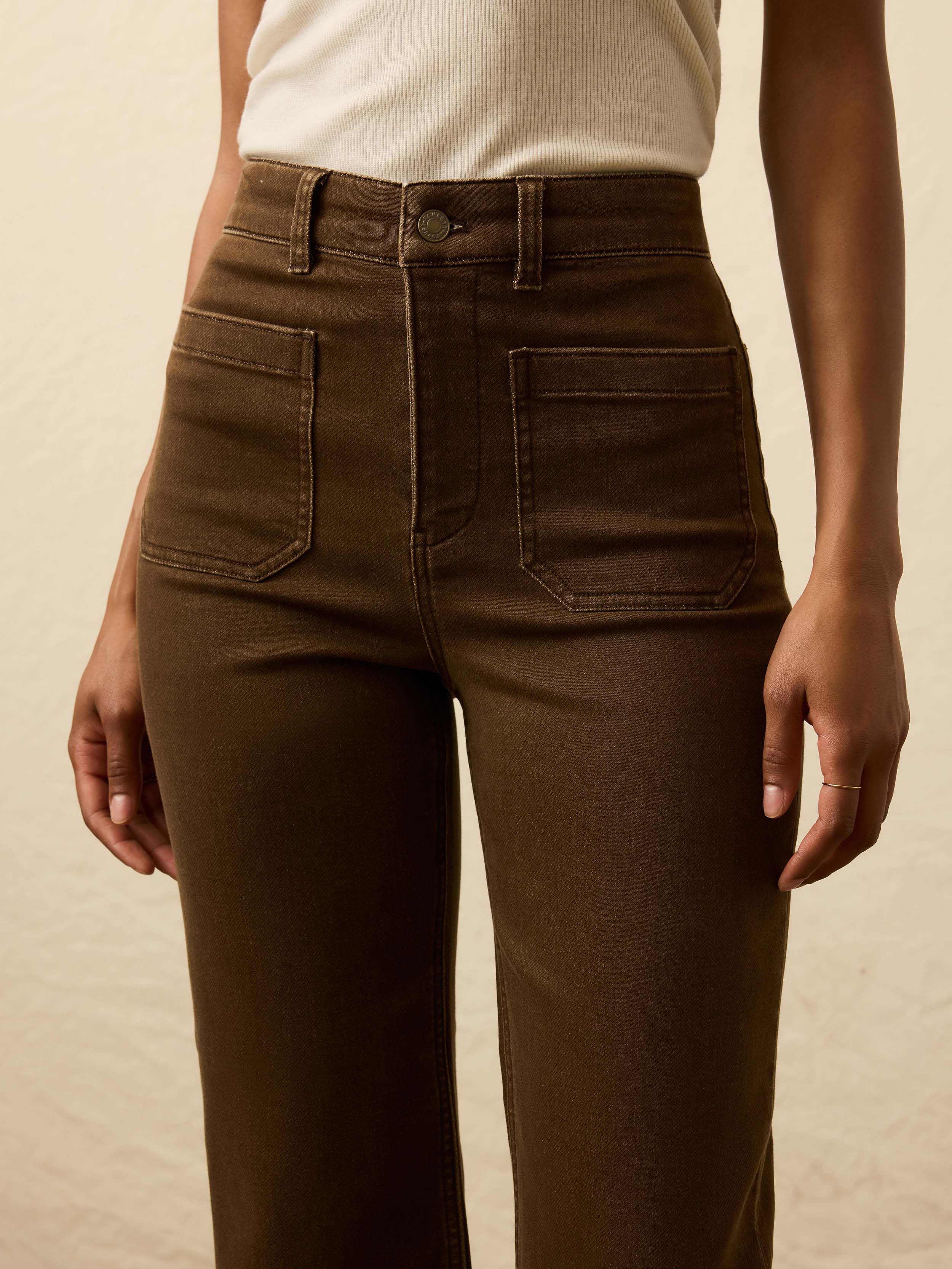 Stretch Terry Patch Pocket Ankle Pant - Walnut | Faherty Brand