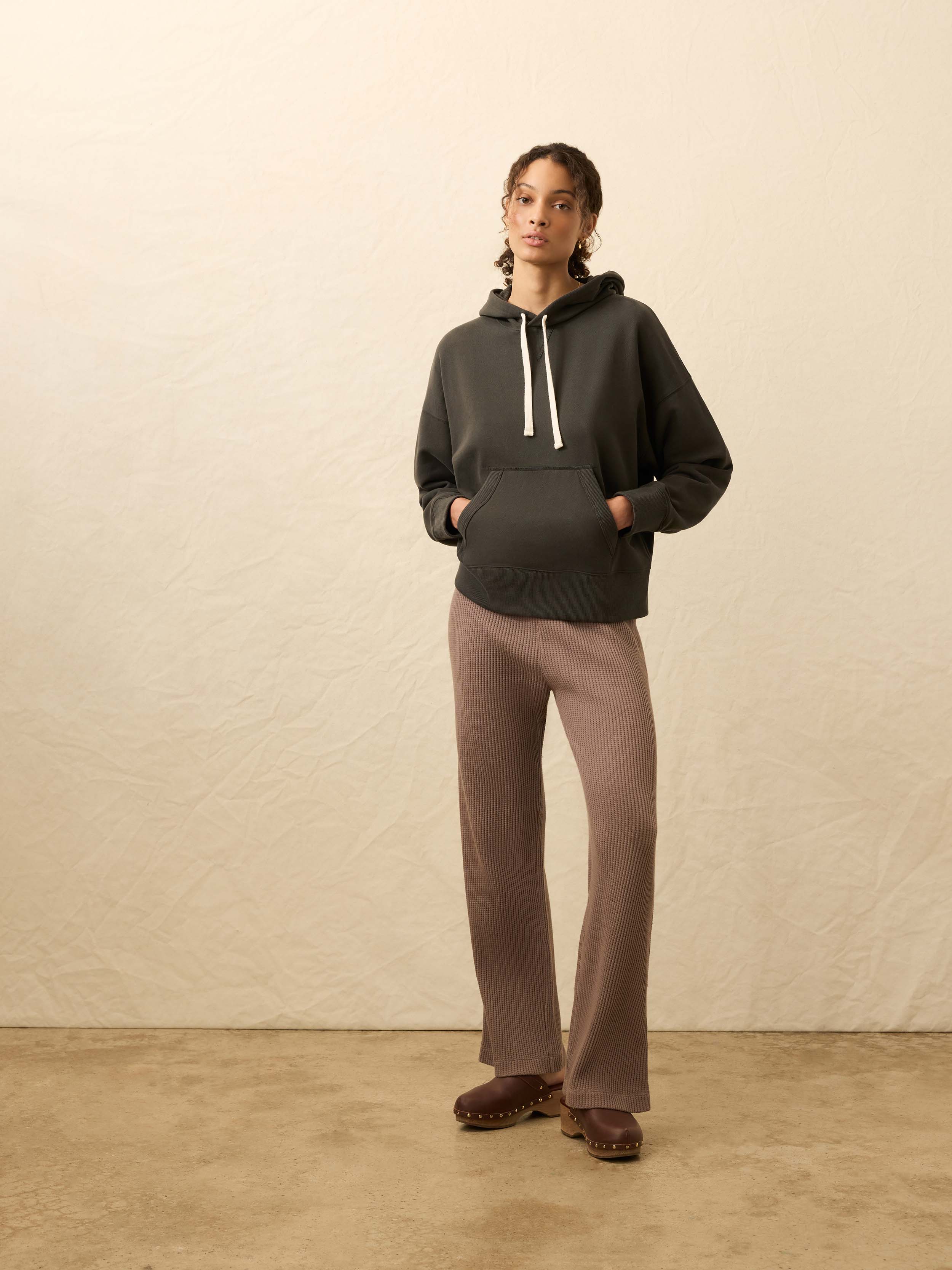 High Standard Fleece Hoodie - Mountain Black | Faherty Brand