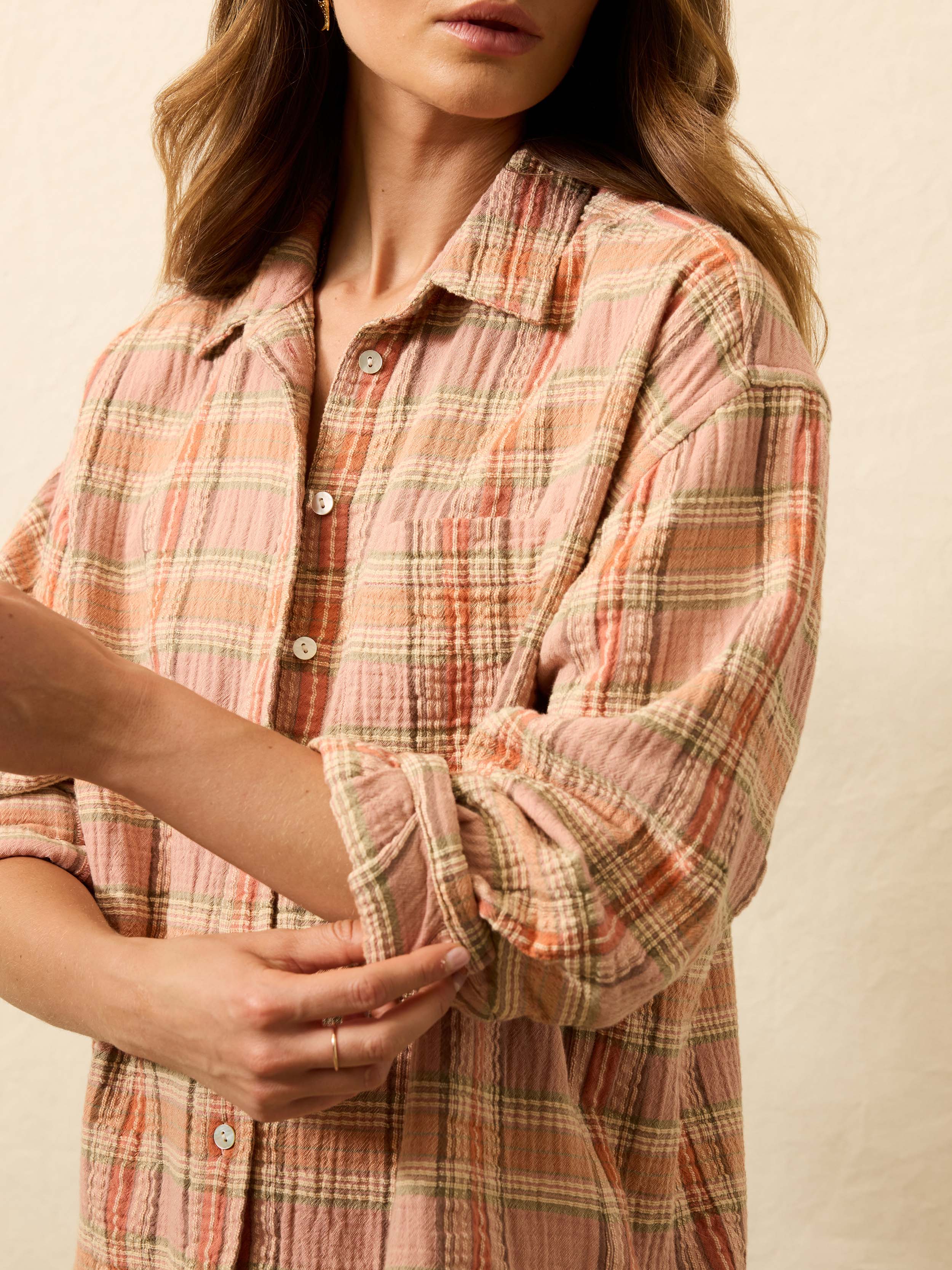 Dune Cotton Gauze Relaxed Shirt - Tinted Rose Water Plaid | Faherty Brand