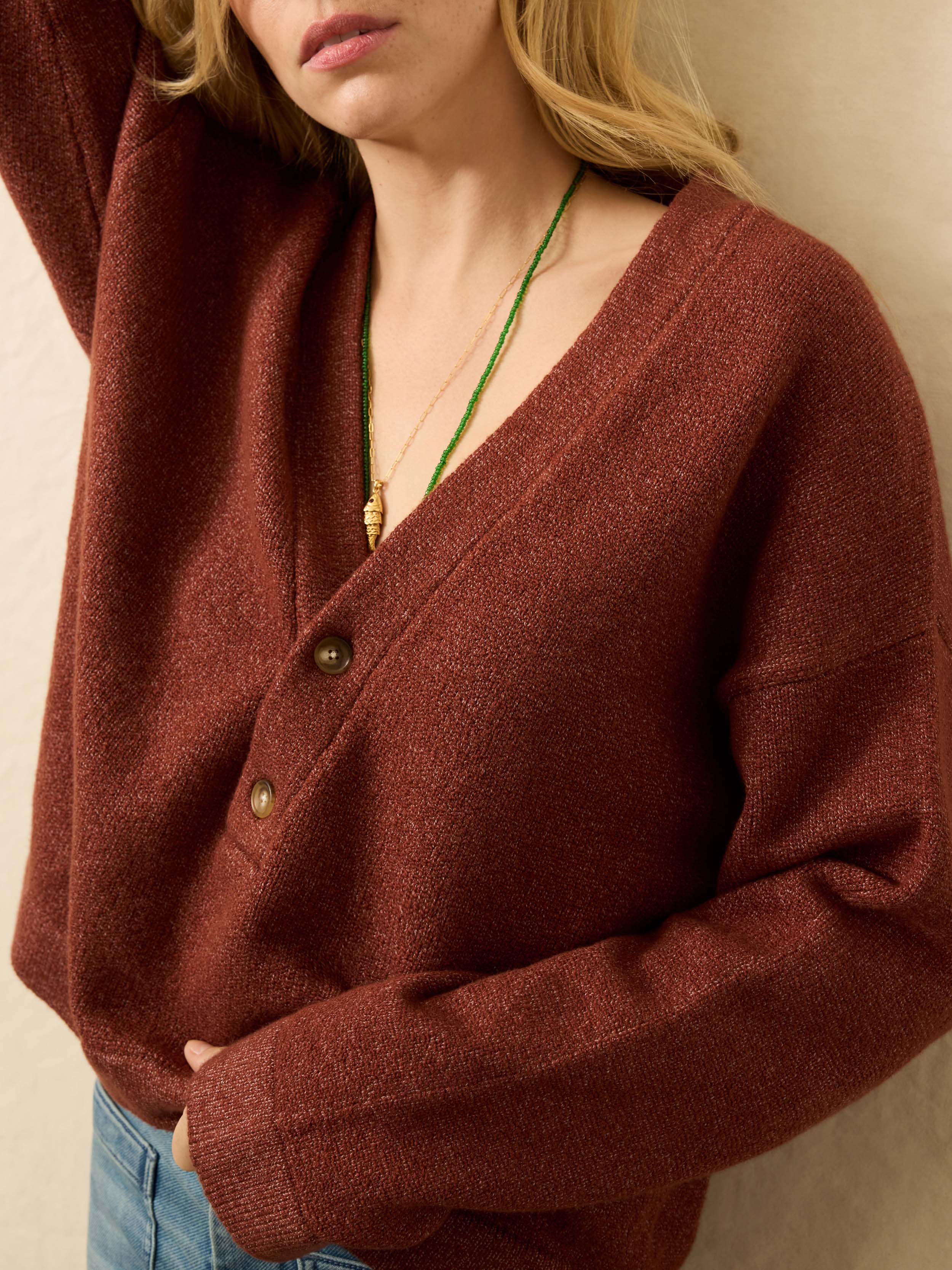 Jackson V-Neck Popover - Smoked Paprika | Faherty Brand