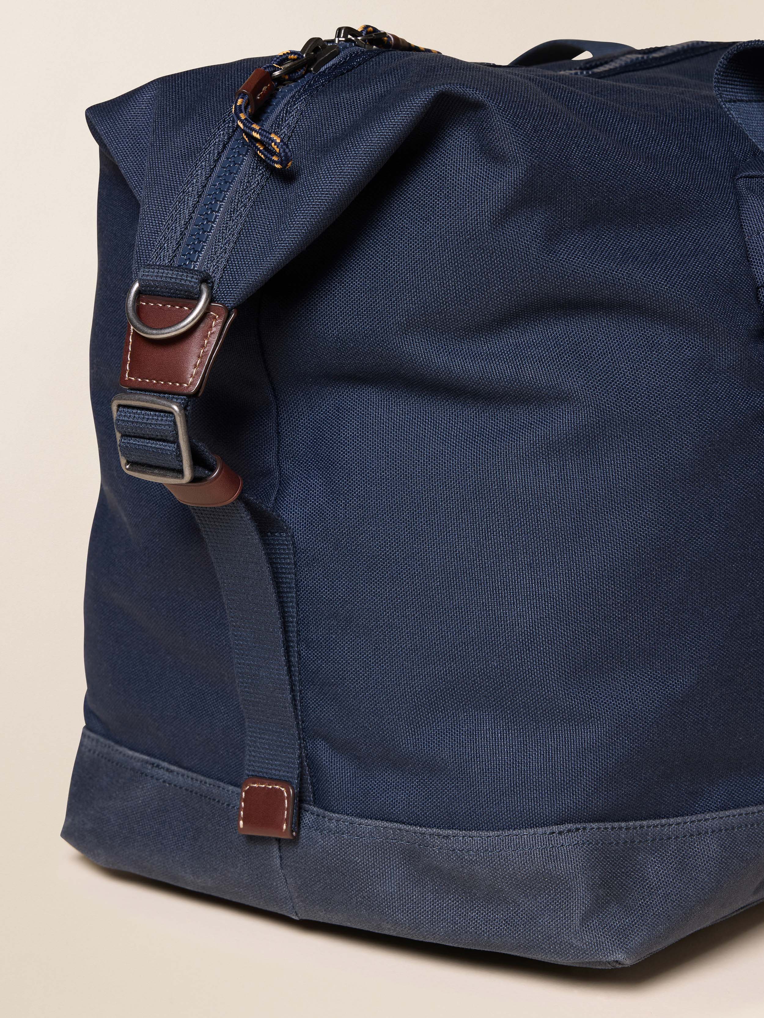Latitude Weekender Duffel - Navy | Faherty Brand
