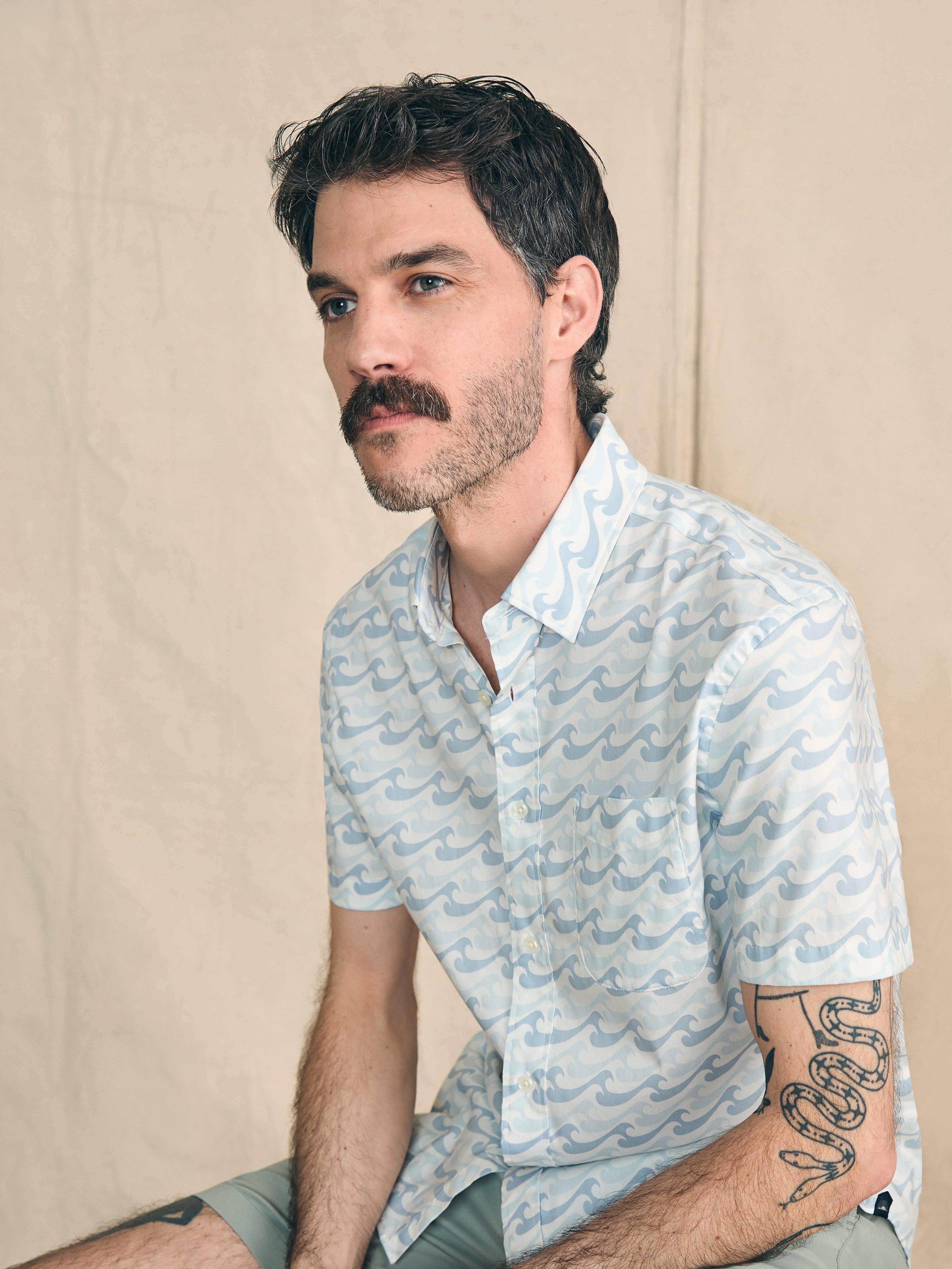 Short-Sleeve Movement™ Shirt - Ivory Endless Peaks