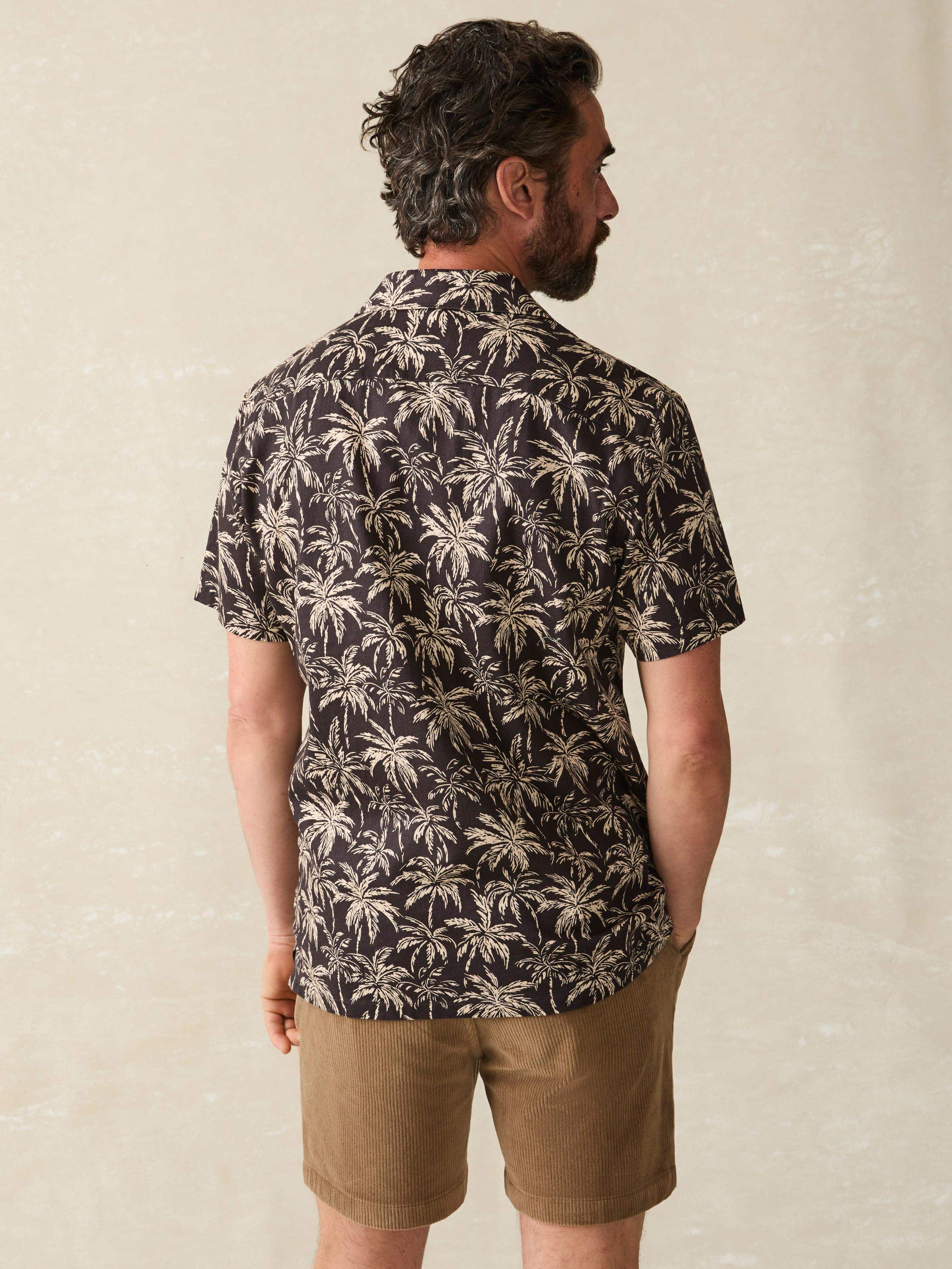 Short-Sleeve Hemp Blend Camp Shirt - Charcoal Tropic Trees | Faherty Brand