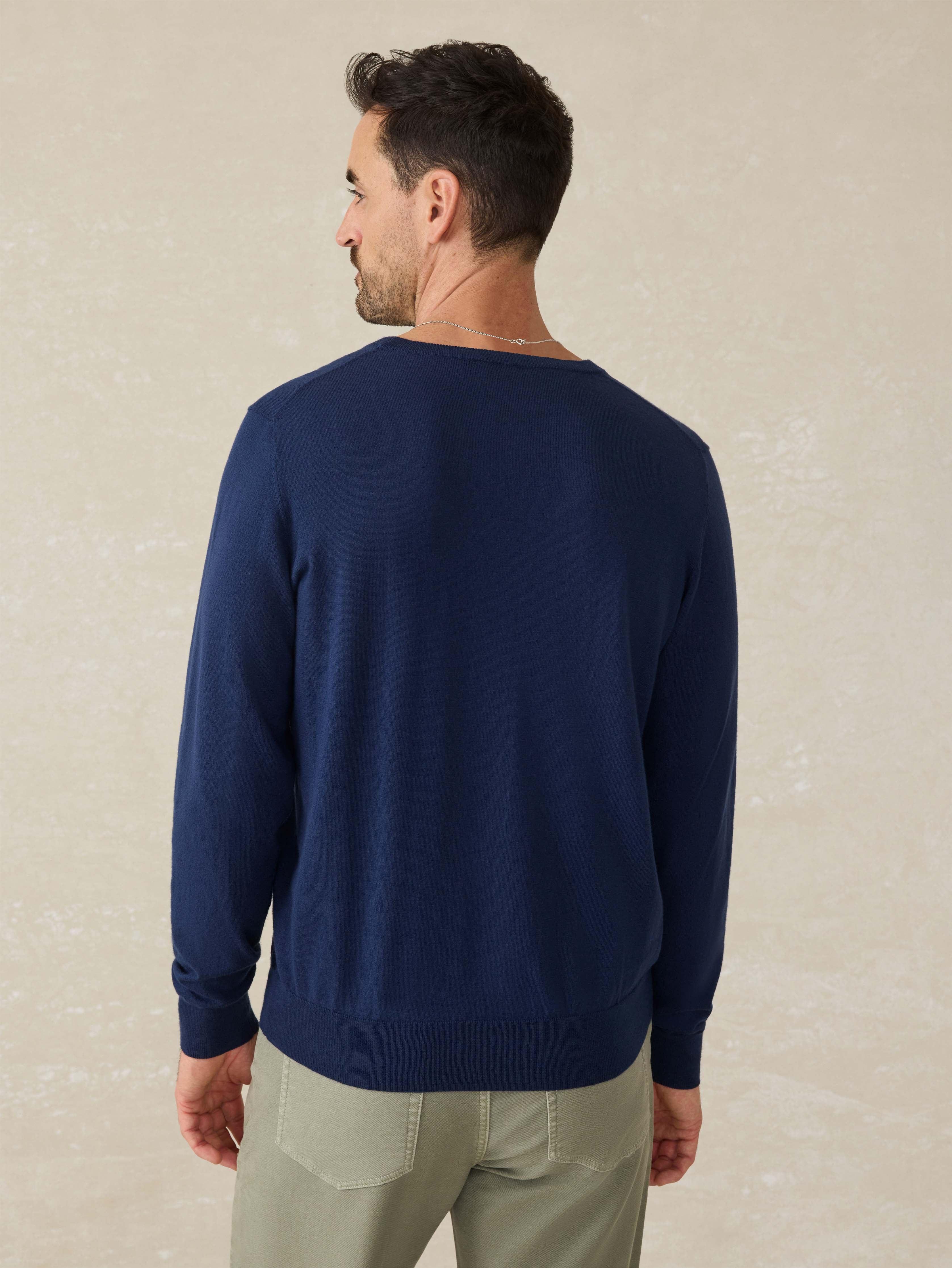 Movement™ Crewneck Sweater - Marine Navy