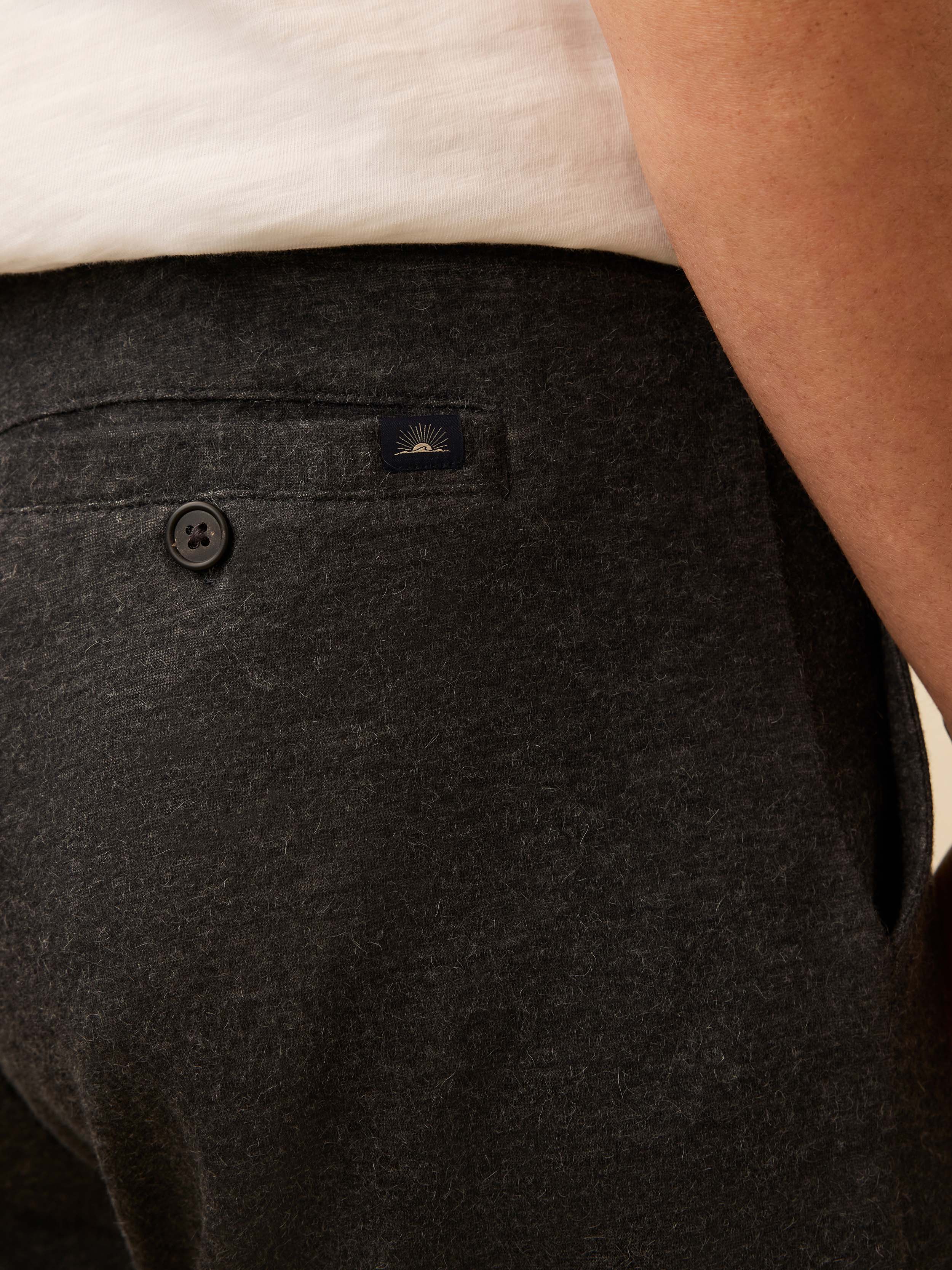 Aspen Lounge Cashmere Sweatpant - Coal Smoke Melange | Faherty Brand