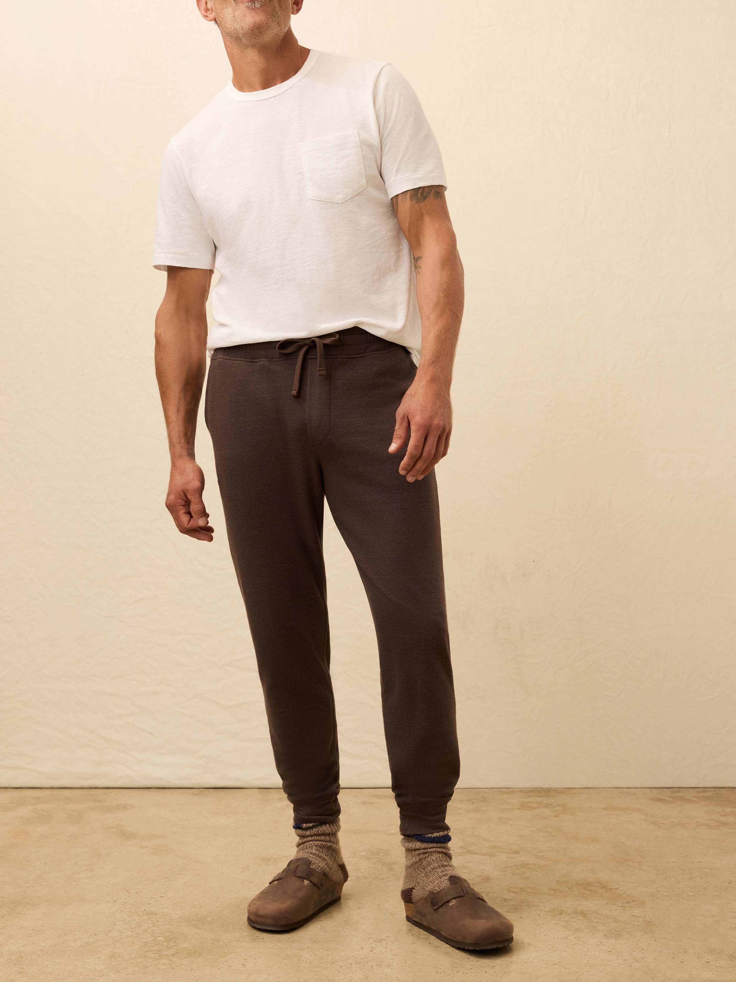 Legend™ Sweatpant - Valley Brown Twill | Faherty Brand