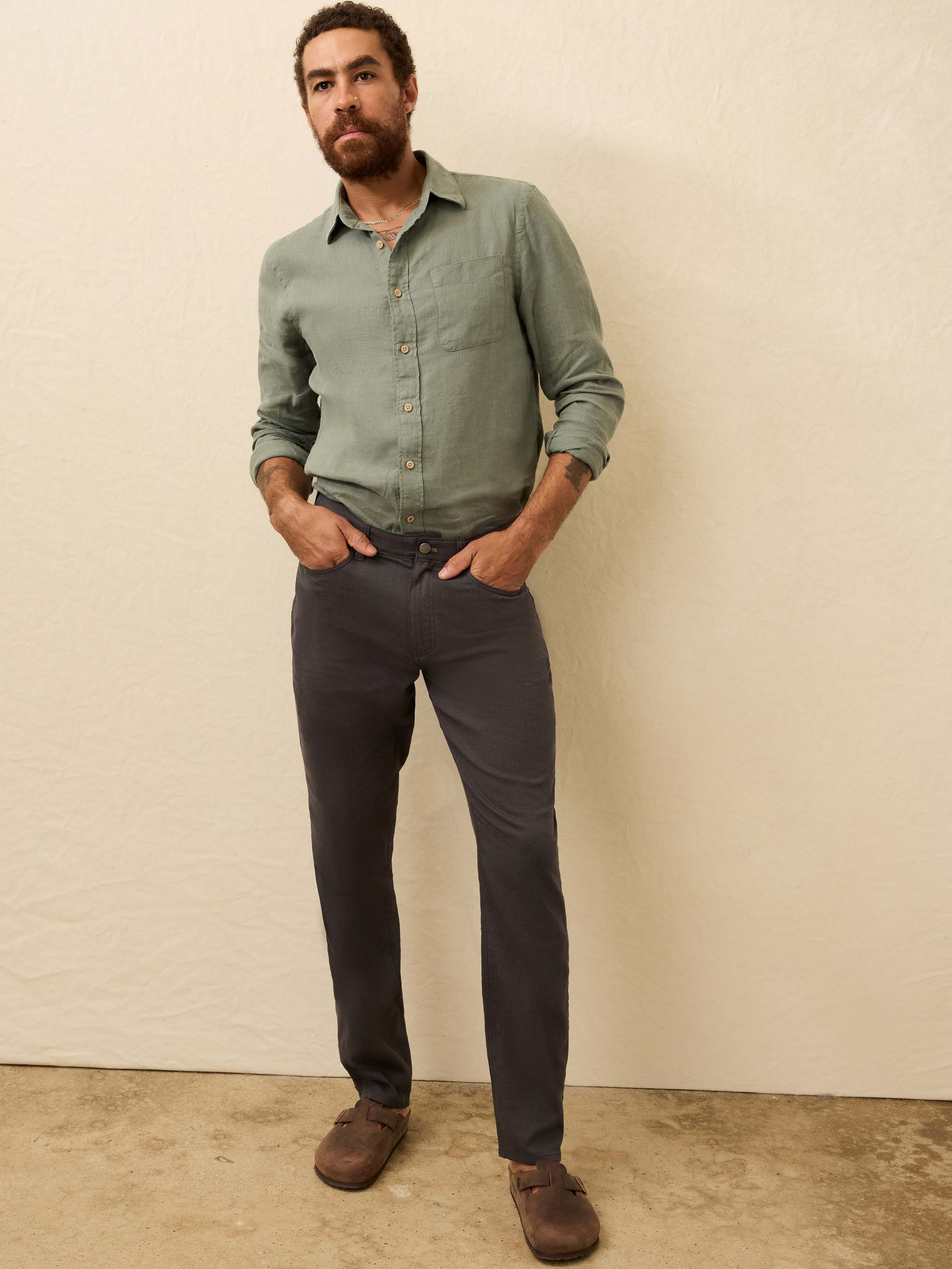 Movement™ Linen 5-Pocket Pant - Washed Black | Faherty Brand