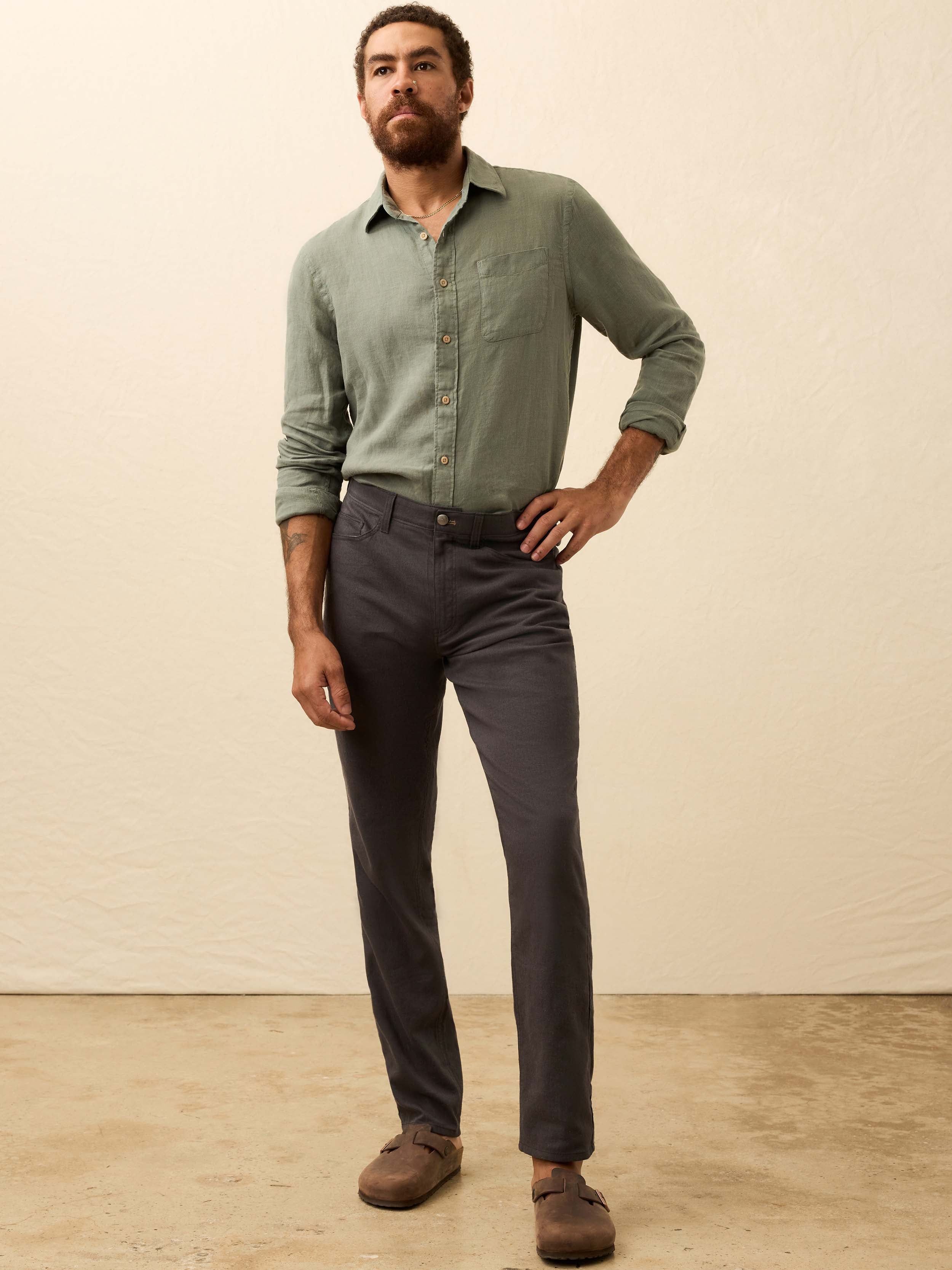 Movement™ Linen 5-Pocket Pant - Washed Black | Faherty Brand