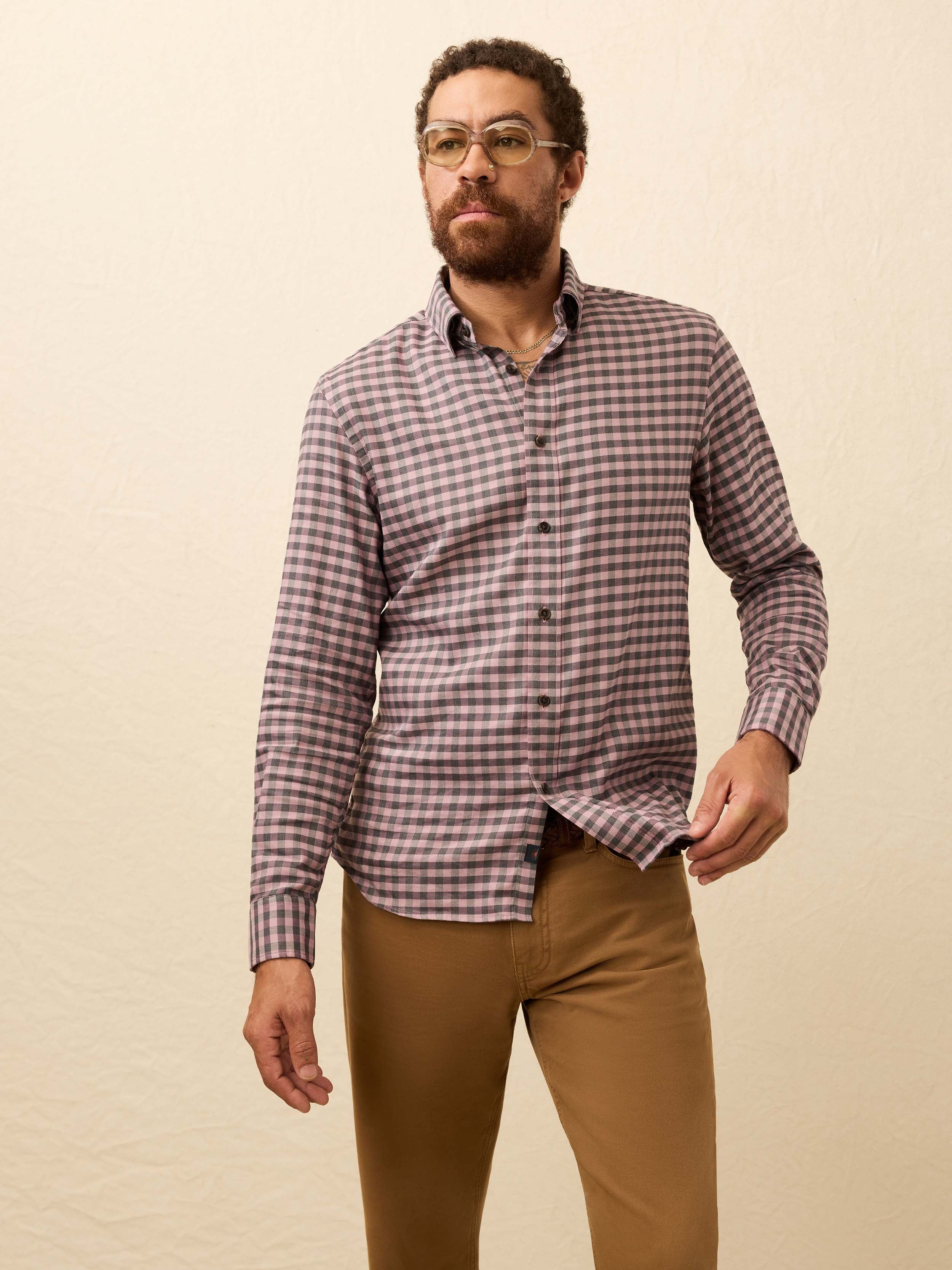 Soft Twill Movement™ Shirt - Charcoal Plum Gingham | Faherty Brand