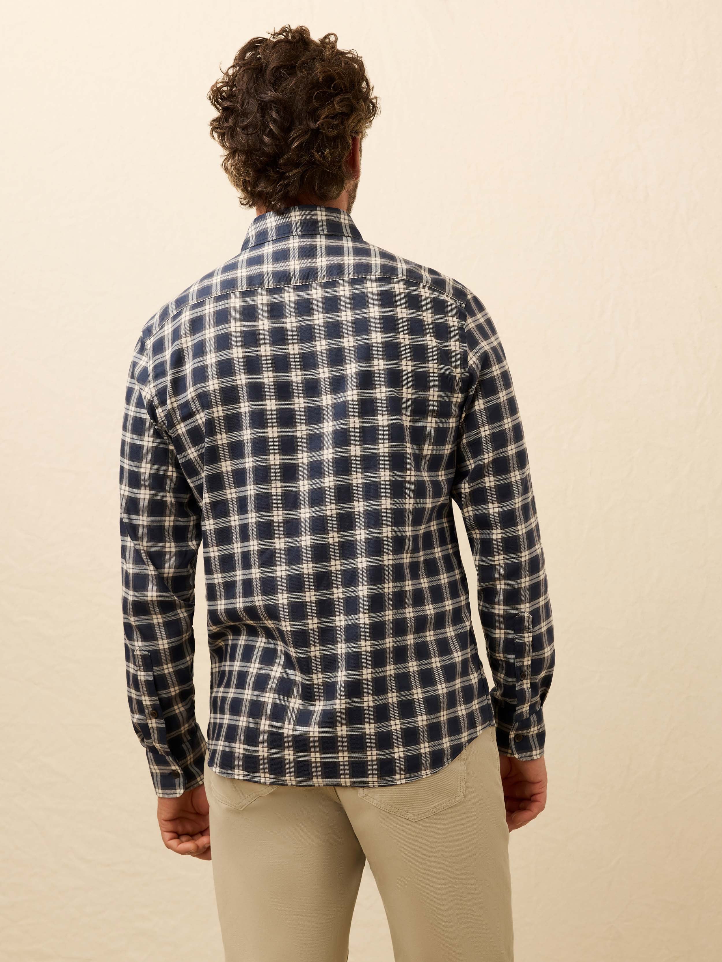 Soft Twill Movement™ Shirt - Navy Smoke Plaid | Faherty Brand