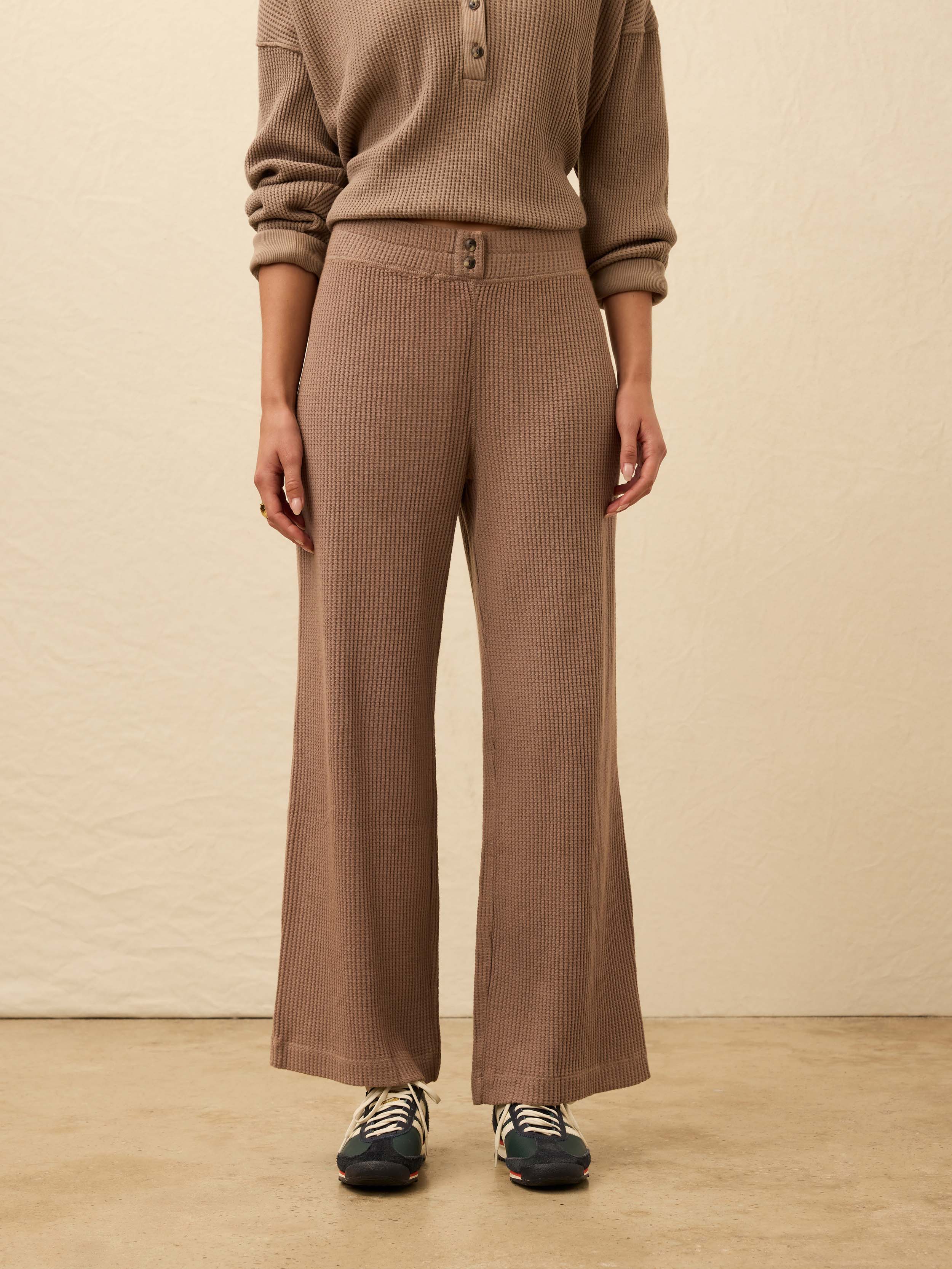 Apres Waffle Pant - Wood Smoke | Faherty Brand