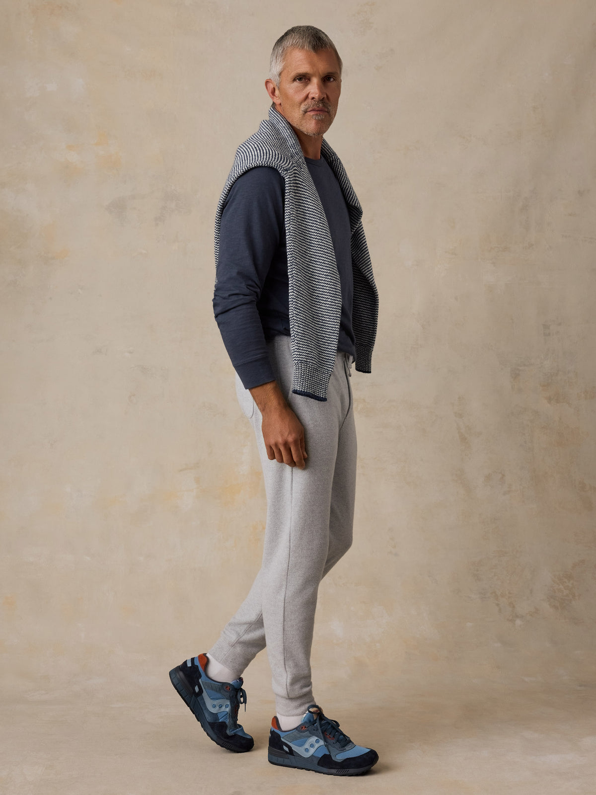 Legend Sweatpant - Light Heather Grey, image 4 of 5