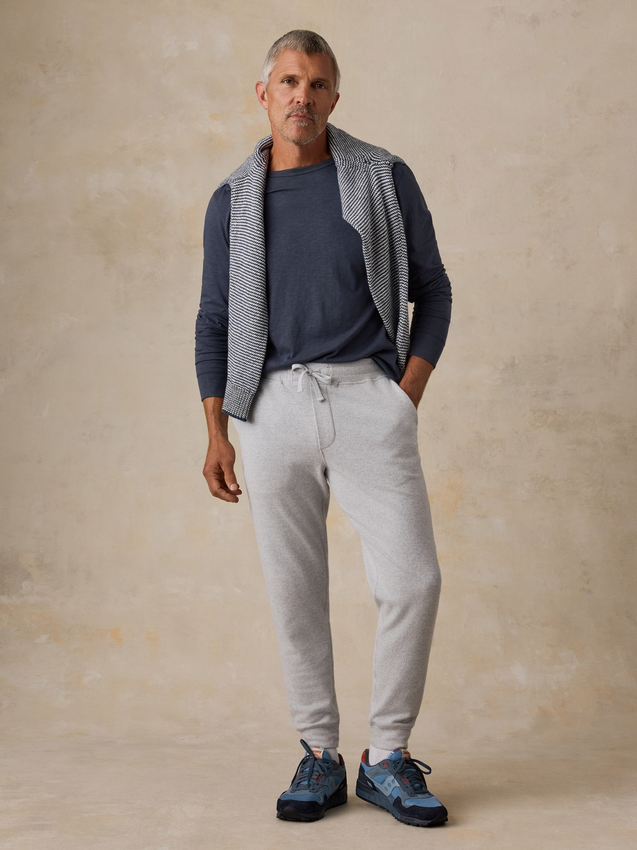 Legend Sweatpant - Light Heather Grey