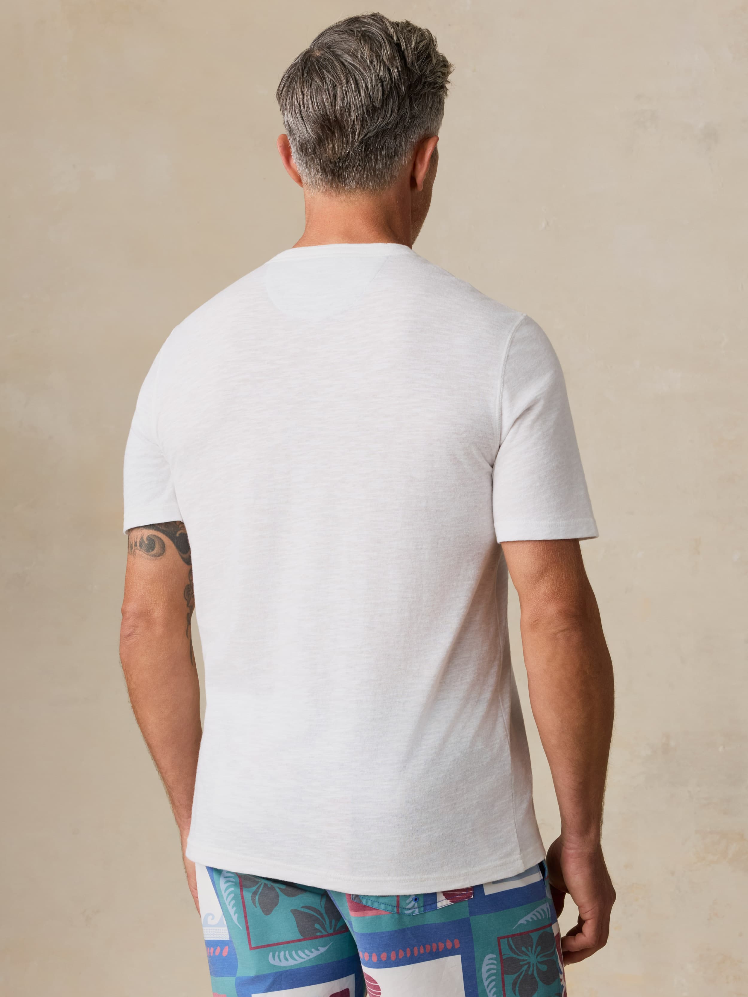 Short-Sleeve Breeze Henley - White | Faherty Brand