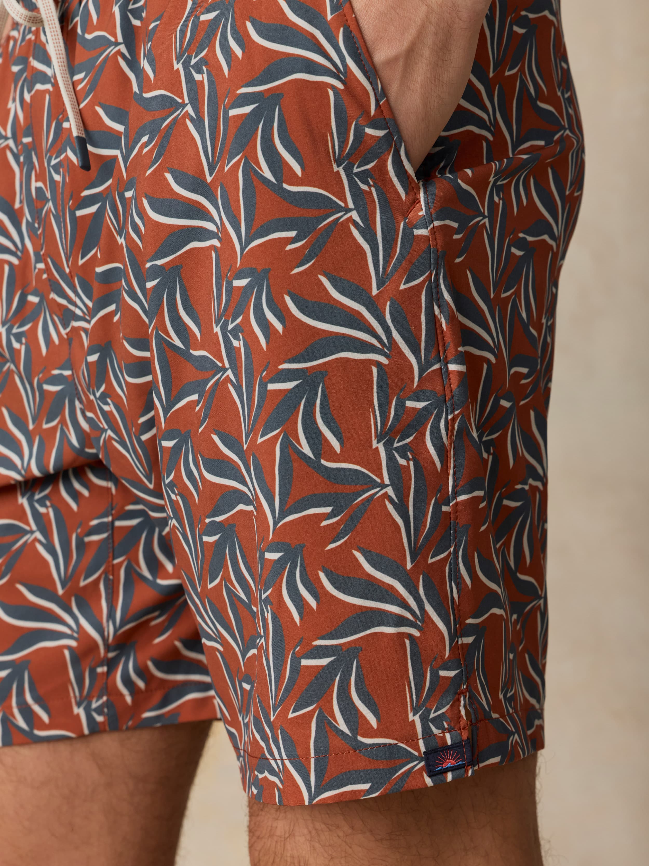 Shorelite Trunk (7") - Desert Night Leaf | Faherty Brand
