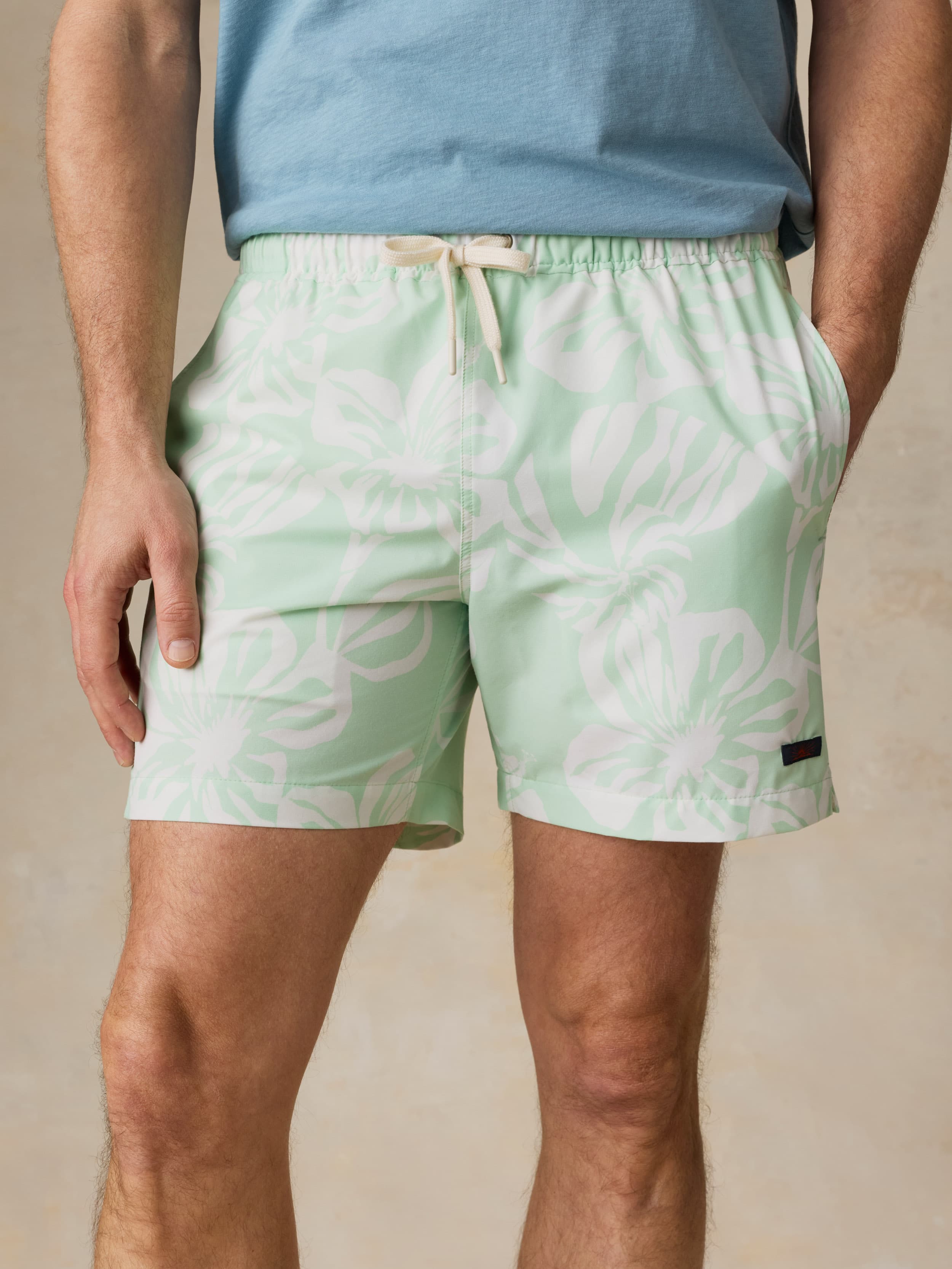 All Day™ Trunk (6") - Summer Isle Floral | Faherty Brand