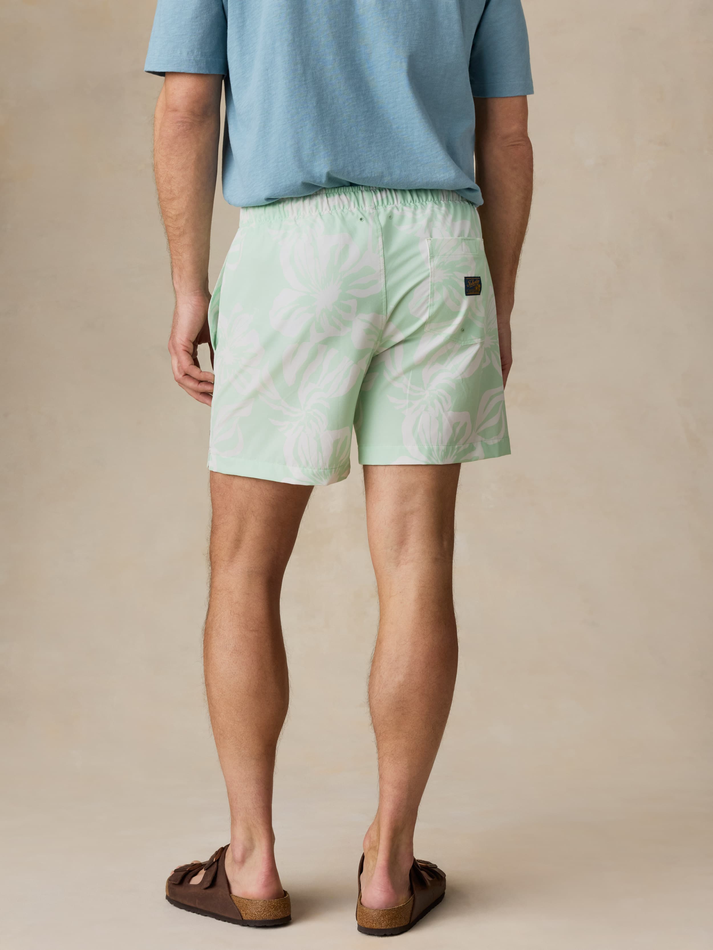 All Day™ Trunk (6") - Summer Isle Floral | Faherty Brand
