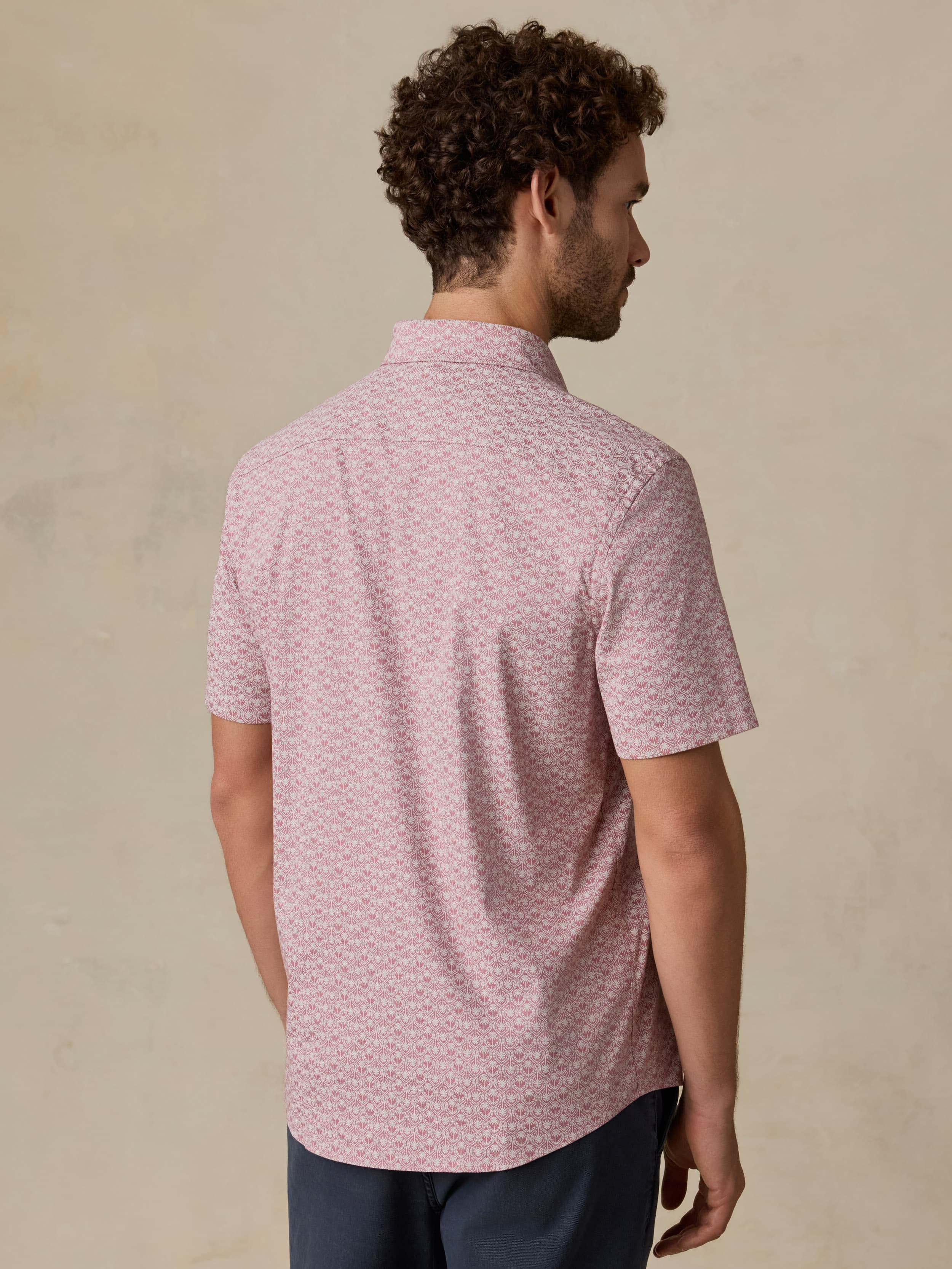 Short-Sleeve Movement™ Monterey Shirt - Rose Palm Mosaic | Faherty Brand