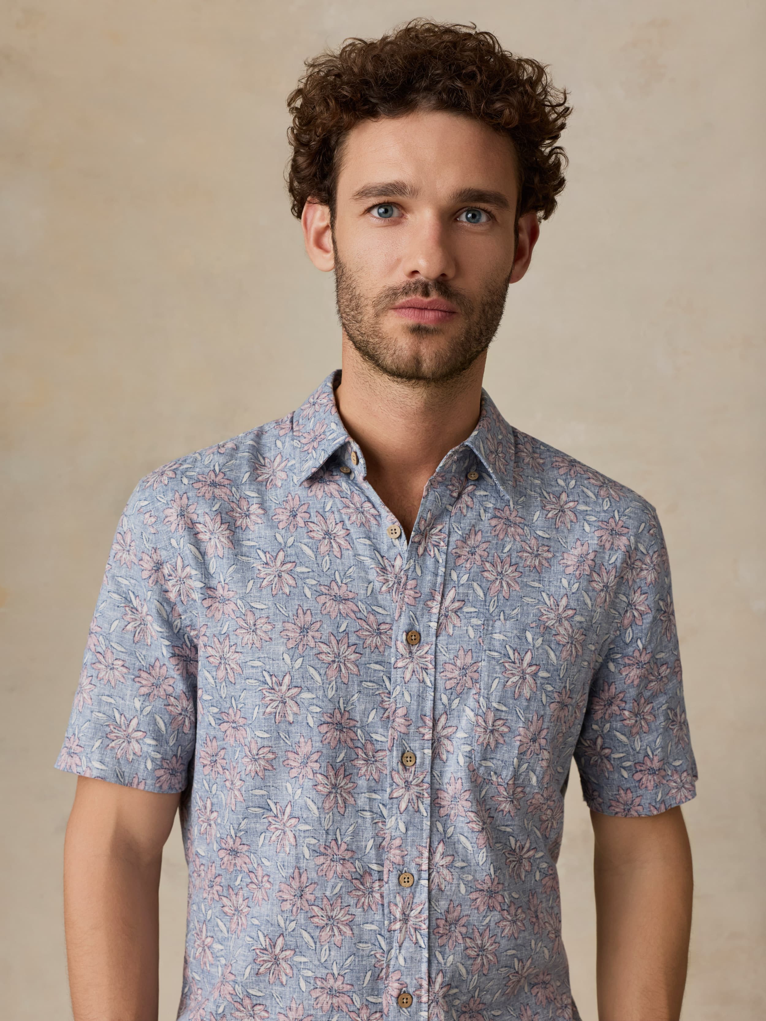 Short-Sleeve Breeze Shirt - Antique Berry Floral | Faherty Brand
