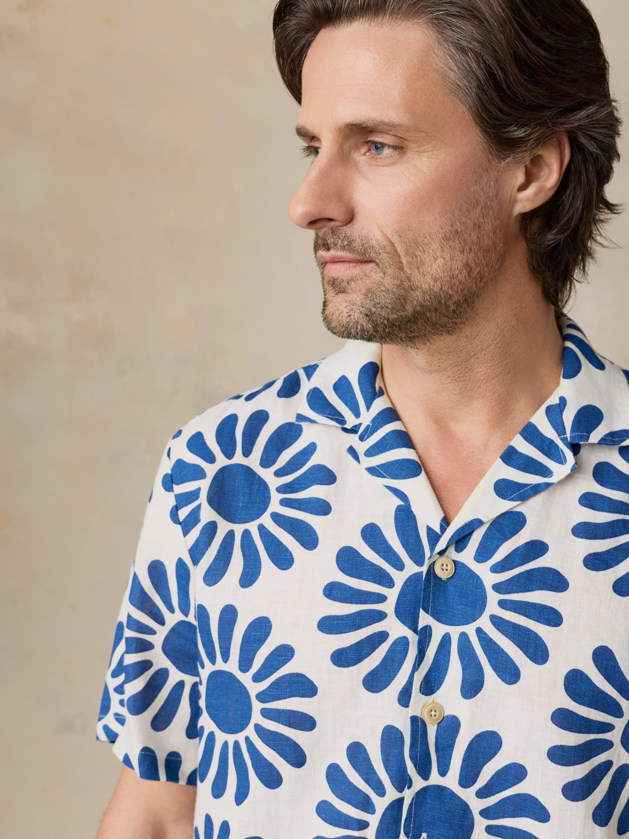 Short-Sleeve Linen Camp Shirt - Antilles Blue Suns | Faherty Brand
