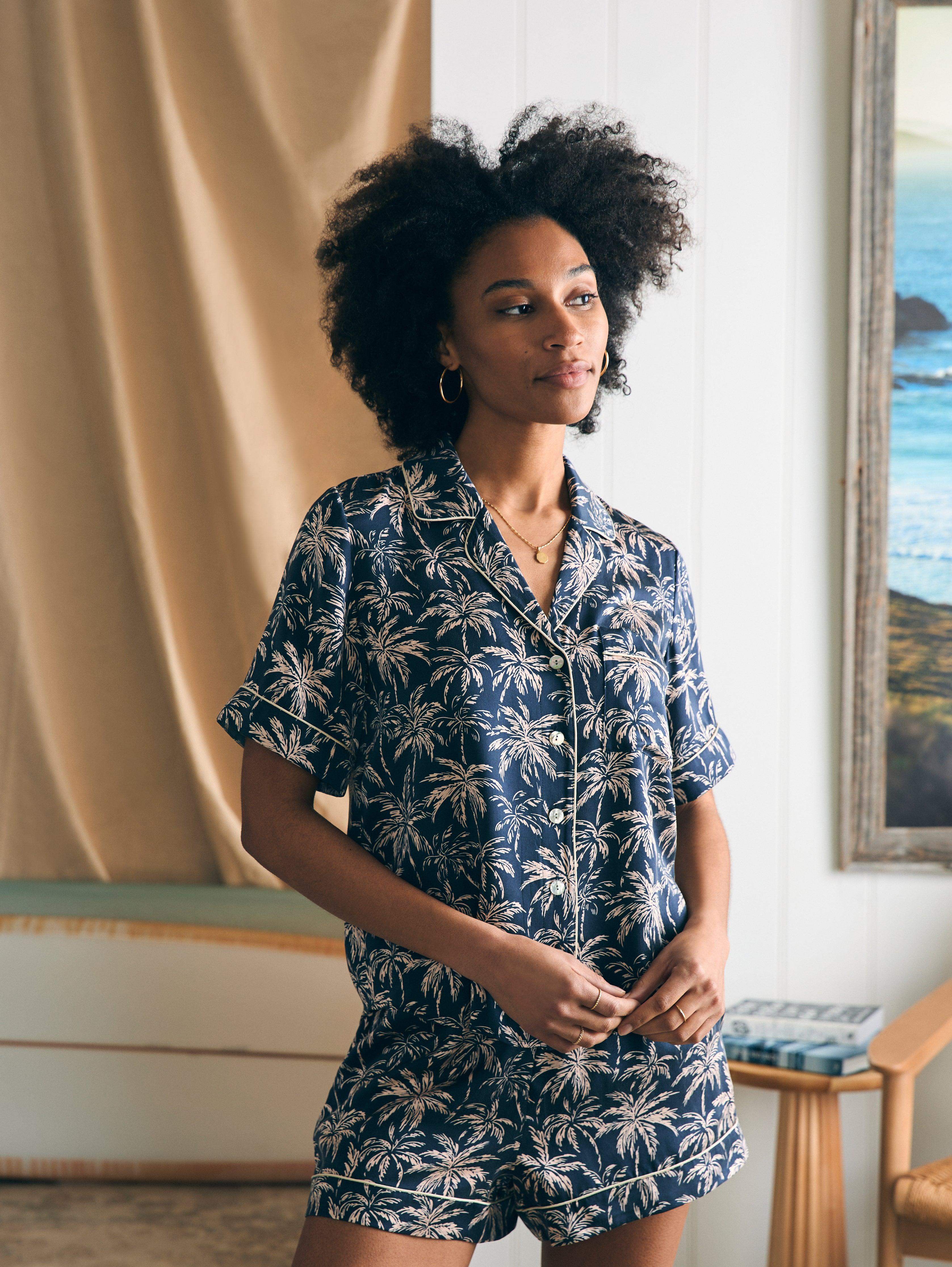 Sandwashed Silk Short Sleeve Pj Set - Navy Tropic Trees | Faherty Brand
