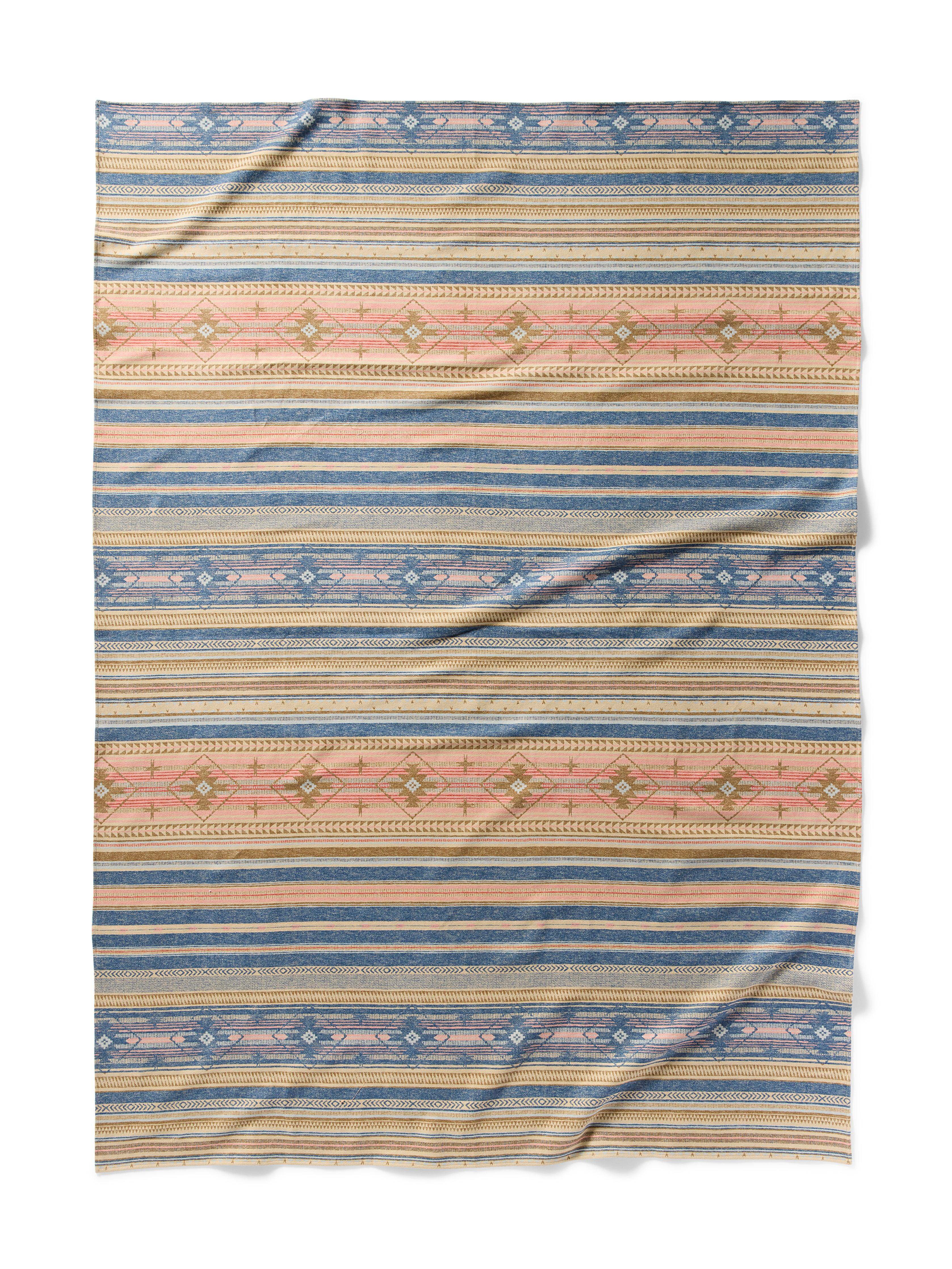 Doug Good Feather Adirondack Blanket- Eldorado Springs | Faherty Brand