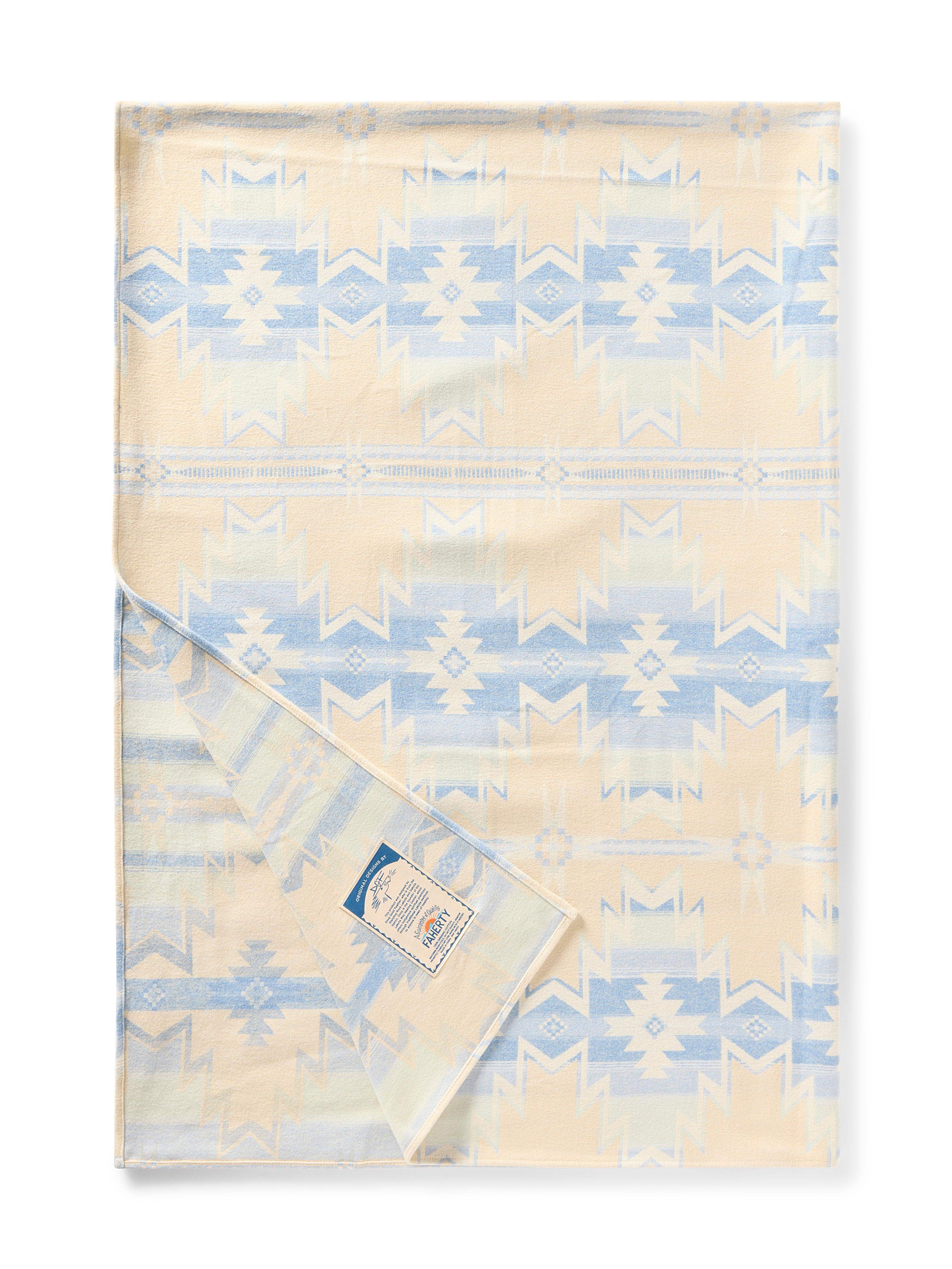Doug Good Feather Adirondack Blanket - Spring Star Nation | Faherty Brand