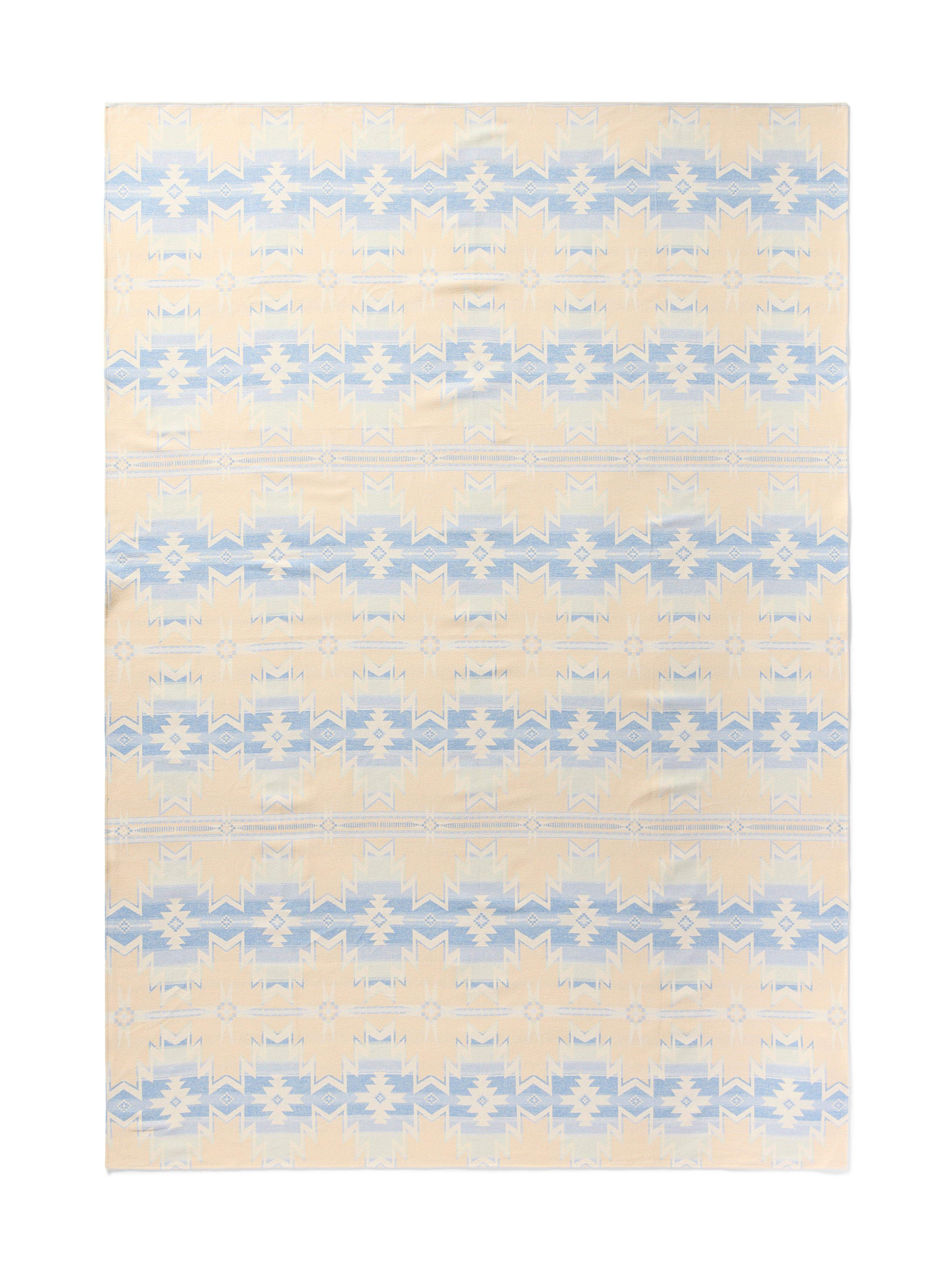 Doug Good Feather Adirondack Blanket - Spring Star Nation | Faherty Brand