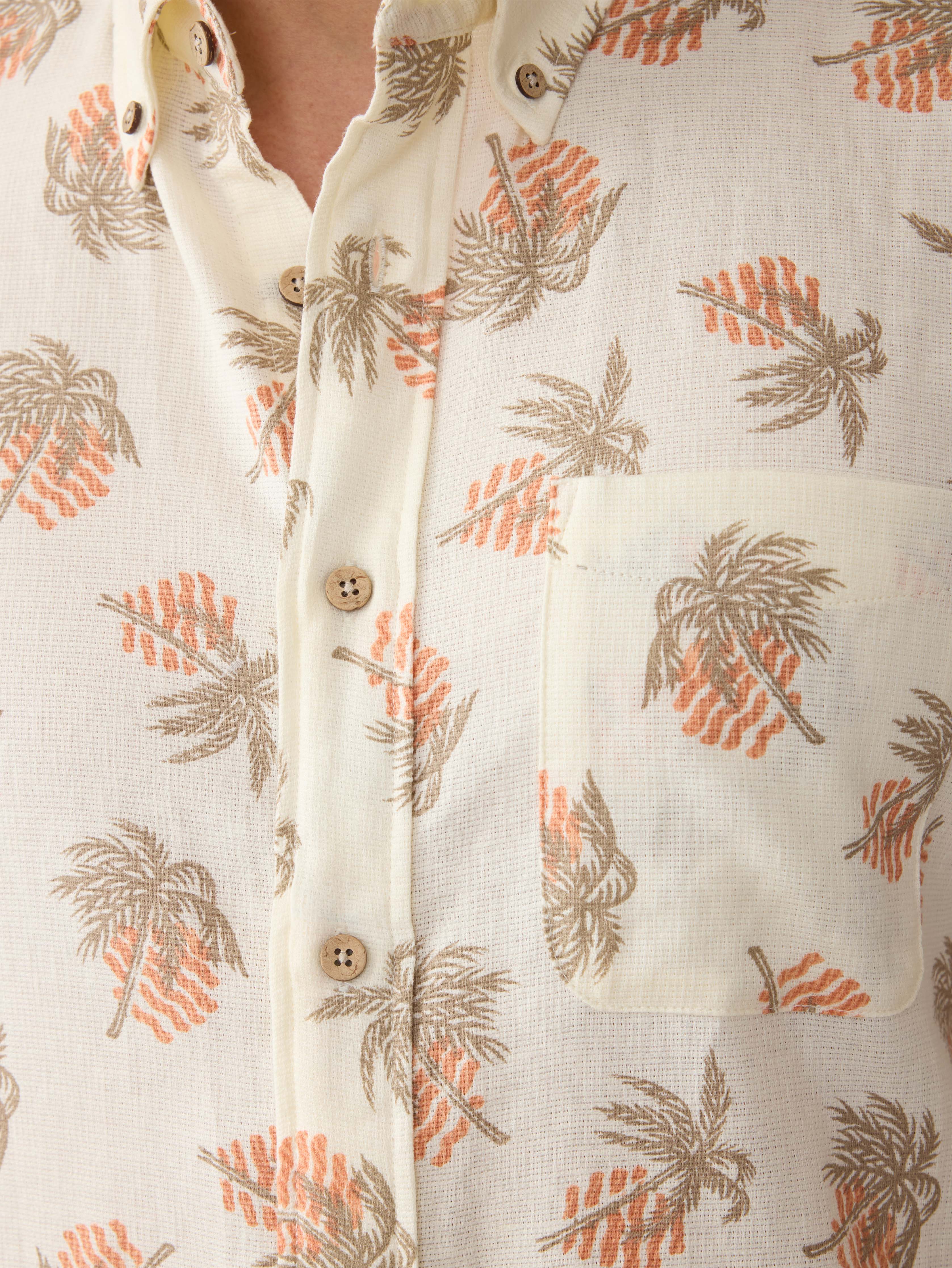 Short-Sleeve Breeze Shirt - Sunlit Palm & Waves | Faherty Brand