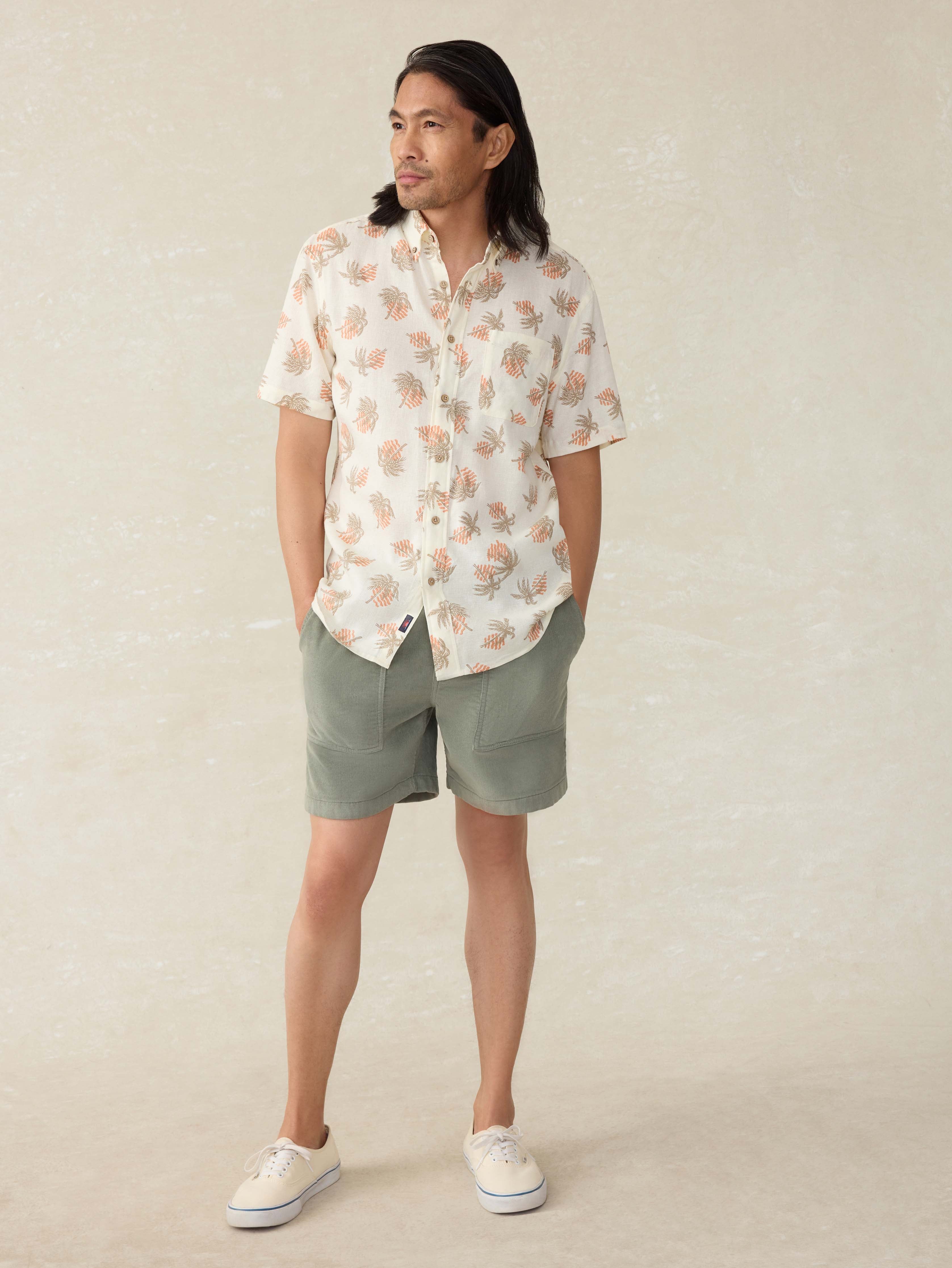 Short-Sleeve Breeze Shirt - Sunlit Palm & Waves | Faherty Brand