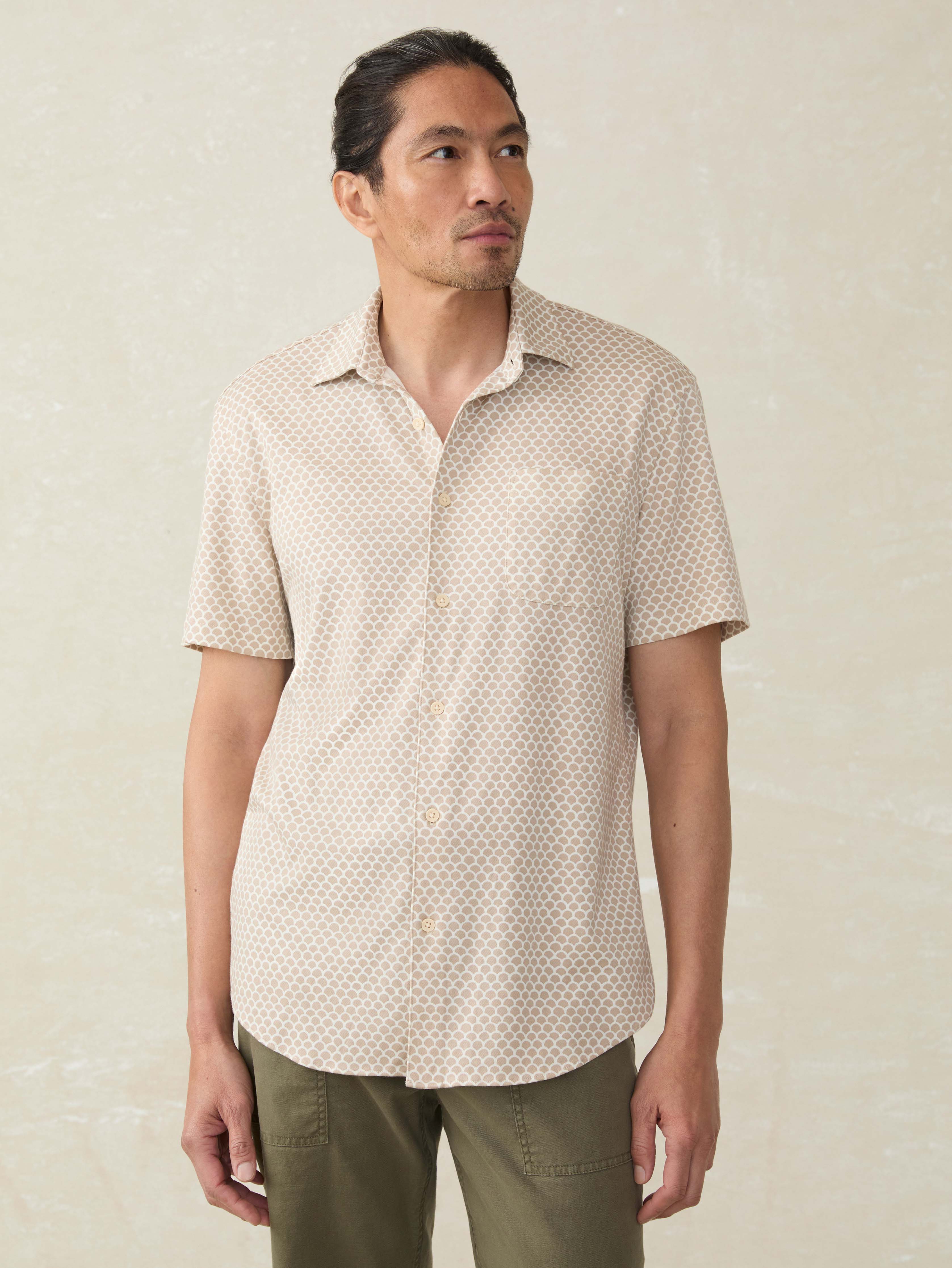 Short-Sleeve Hermosa Shirt - Island Sand Fishscale | Faherty Brand