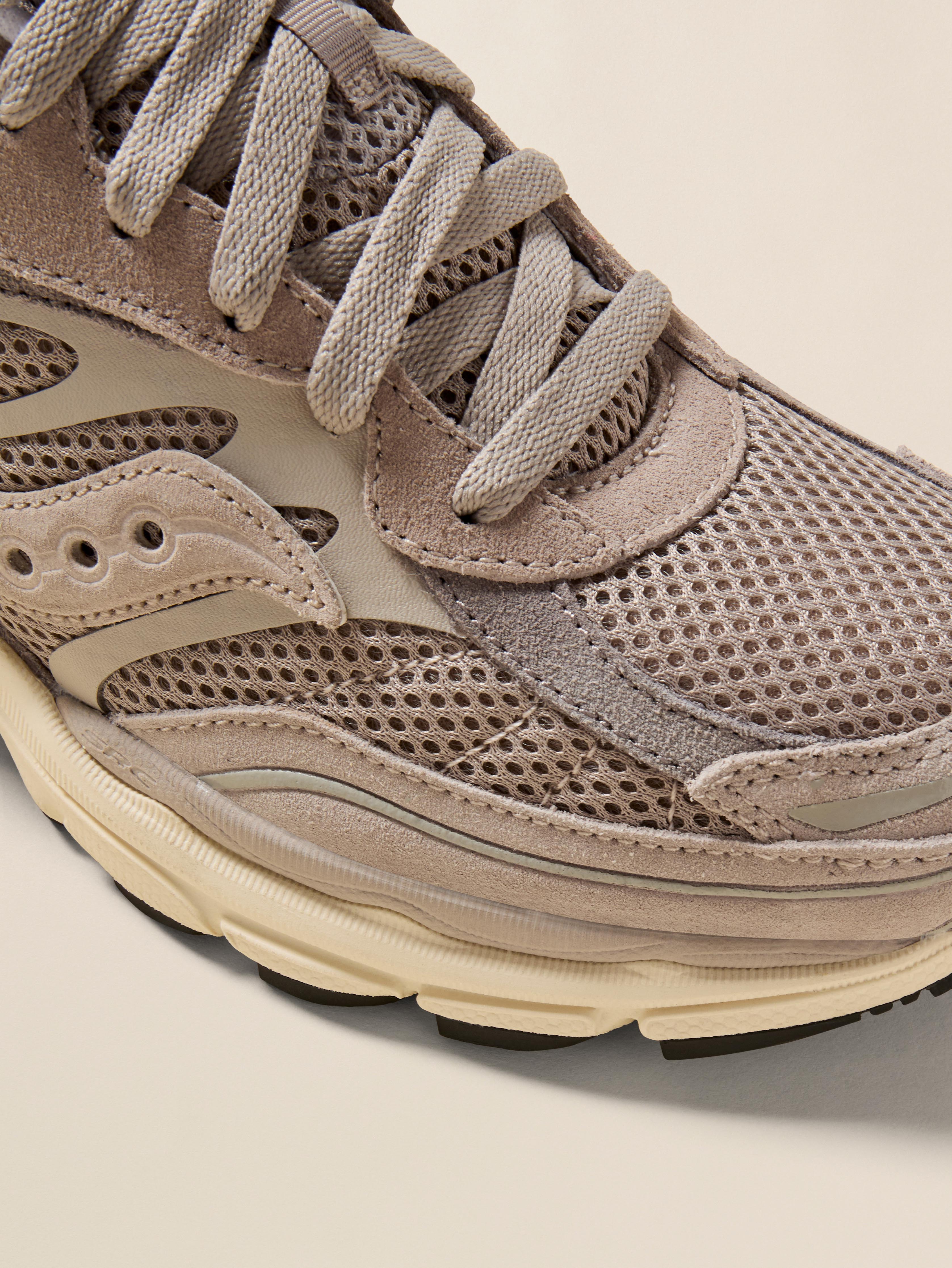 Saucony Progird Omni 9 - Grey | Faherty Brand
