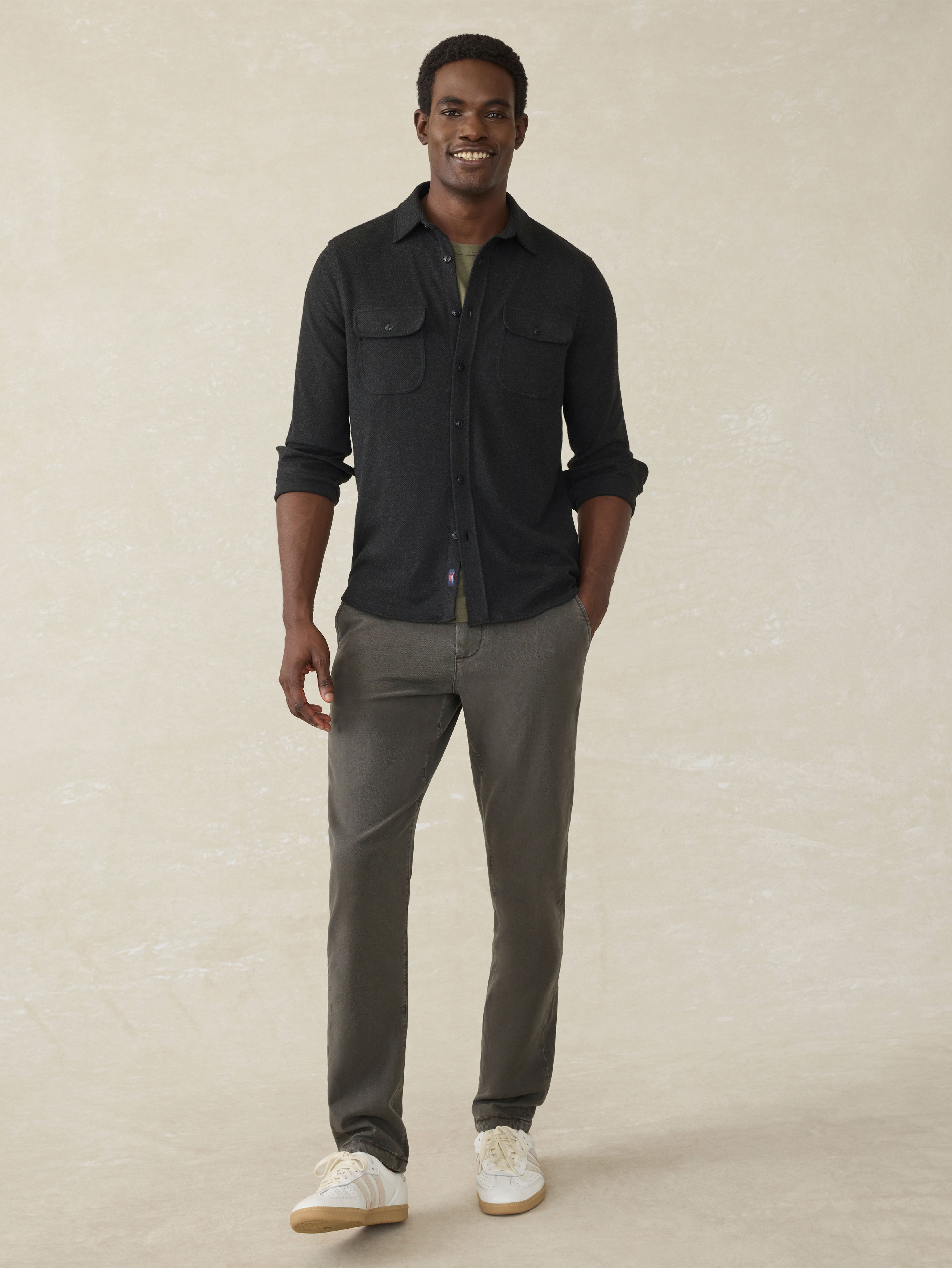 Coastline Chino - Faded Black | Faherty Brand