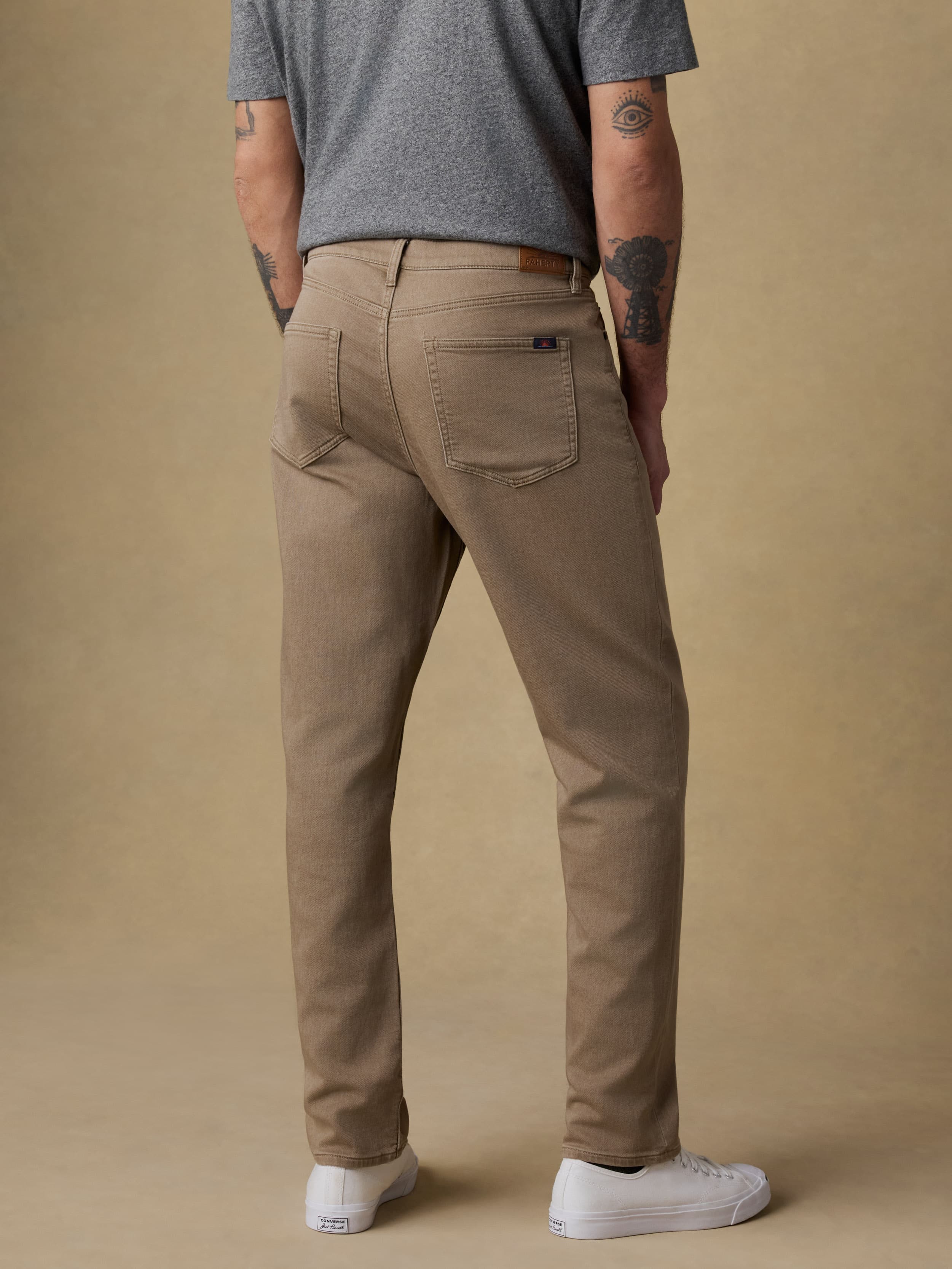 Stretch Terry 5-Pocket Athletic Fit Pant - Desert Khaki | Faherty Brand