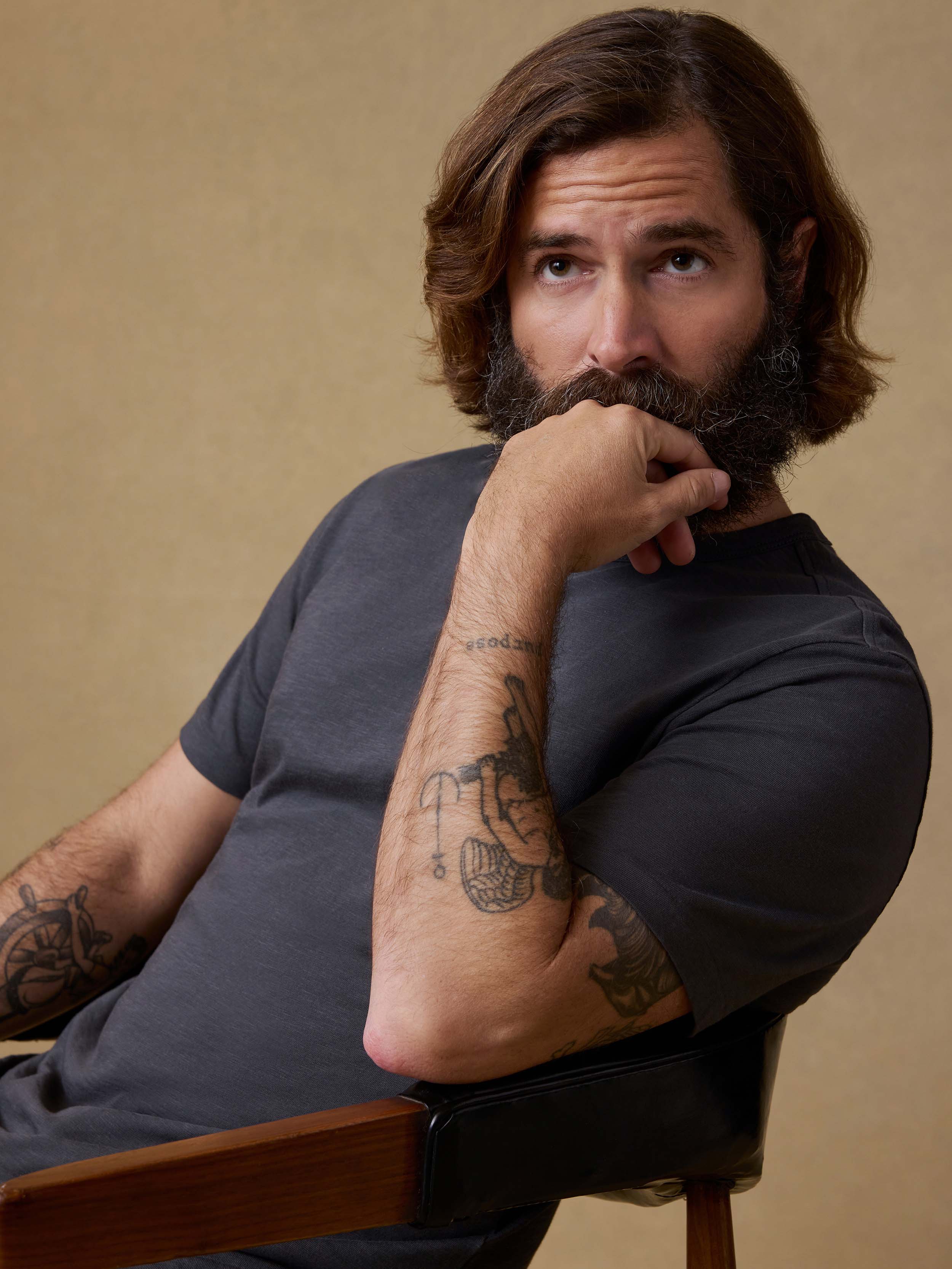 Sunwashed Regenerative Tee - Graphite | Faherty Brand